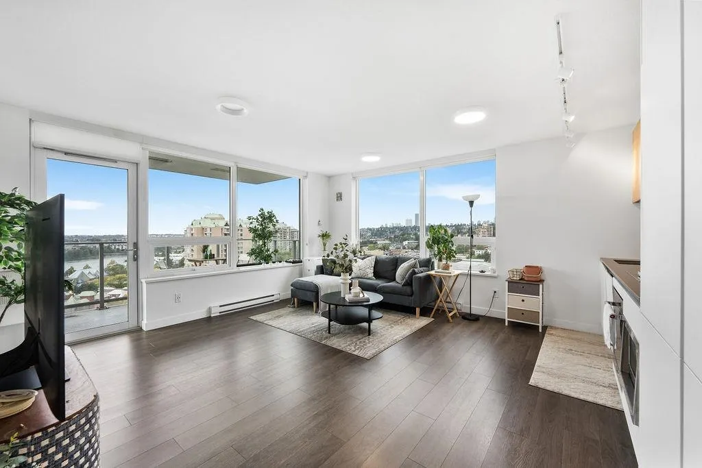 1502 988 Quayside Drive