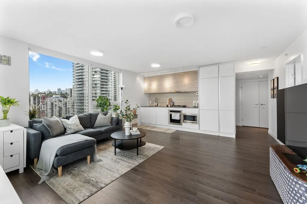 1502 988 Quayside Drive