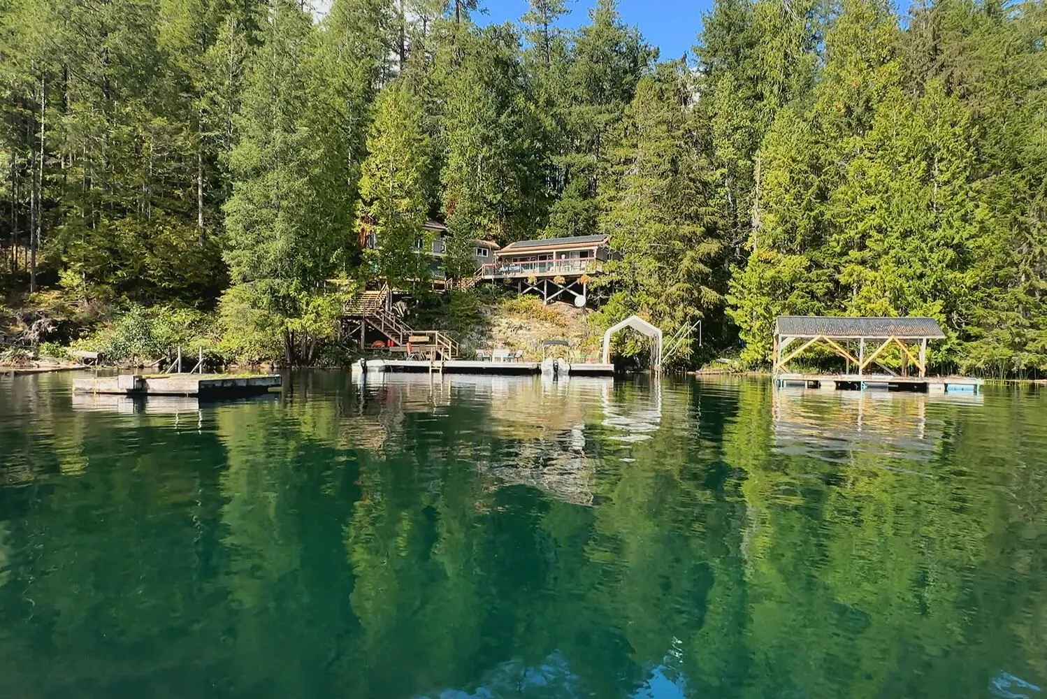 Lot 19 Sakinaw Lake