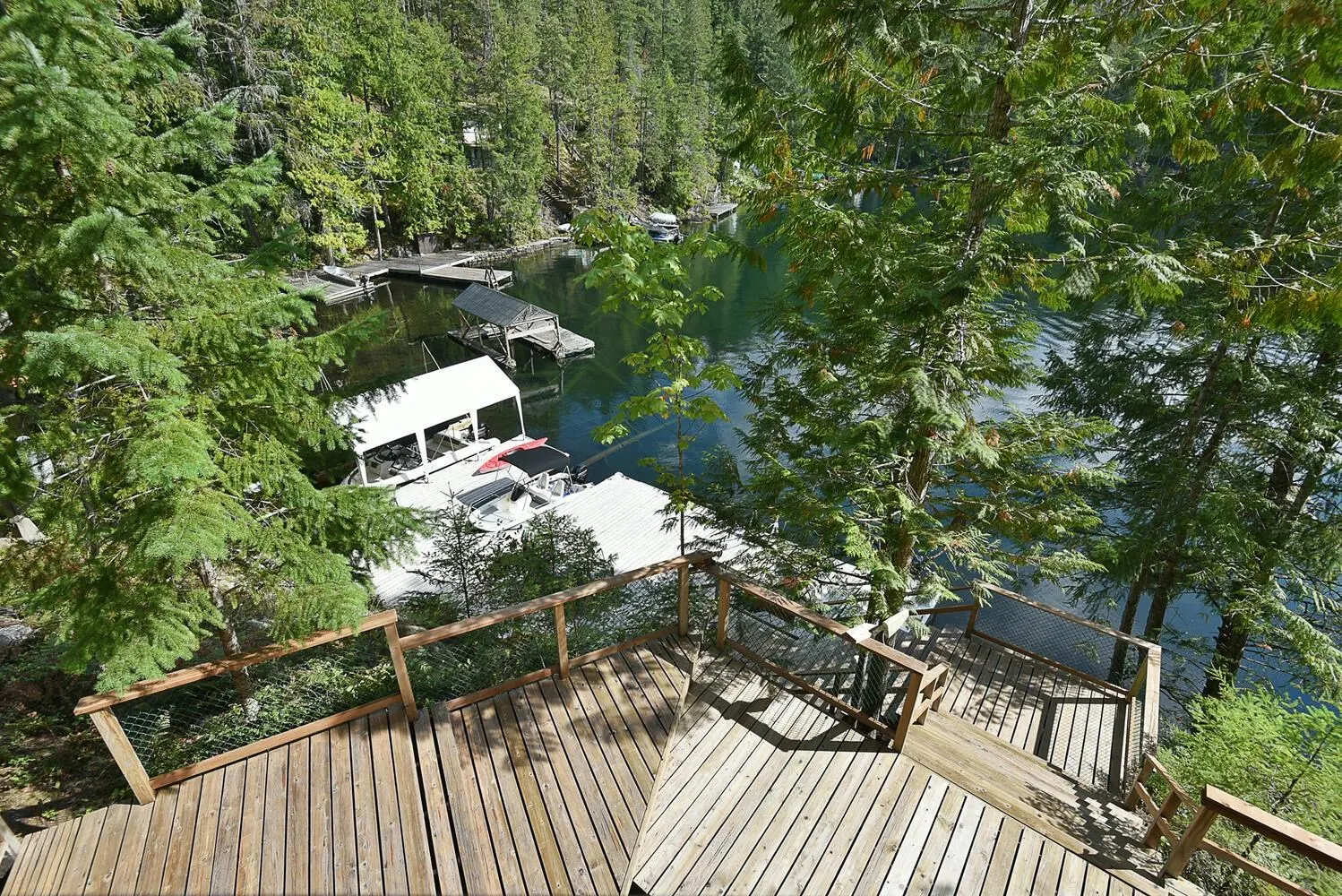 Lot 19 Sakinaw Lake