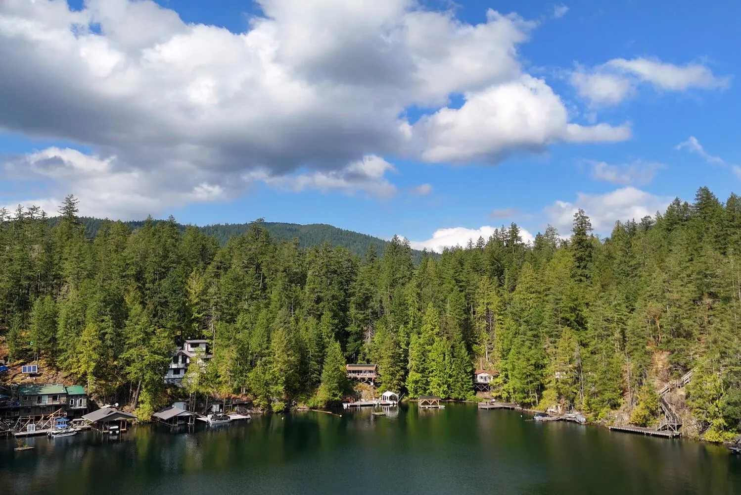 Lot 19 Sakinaw Lake