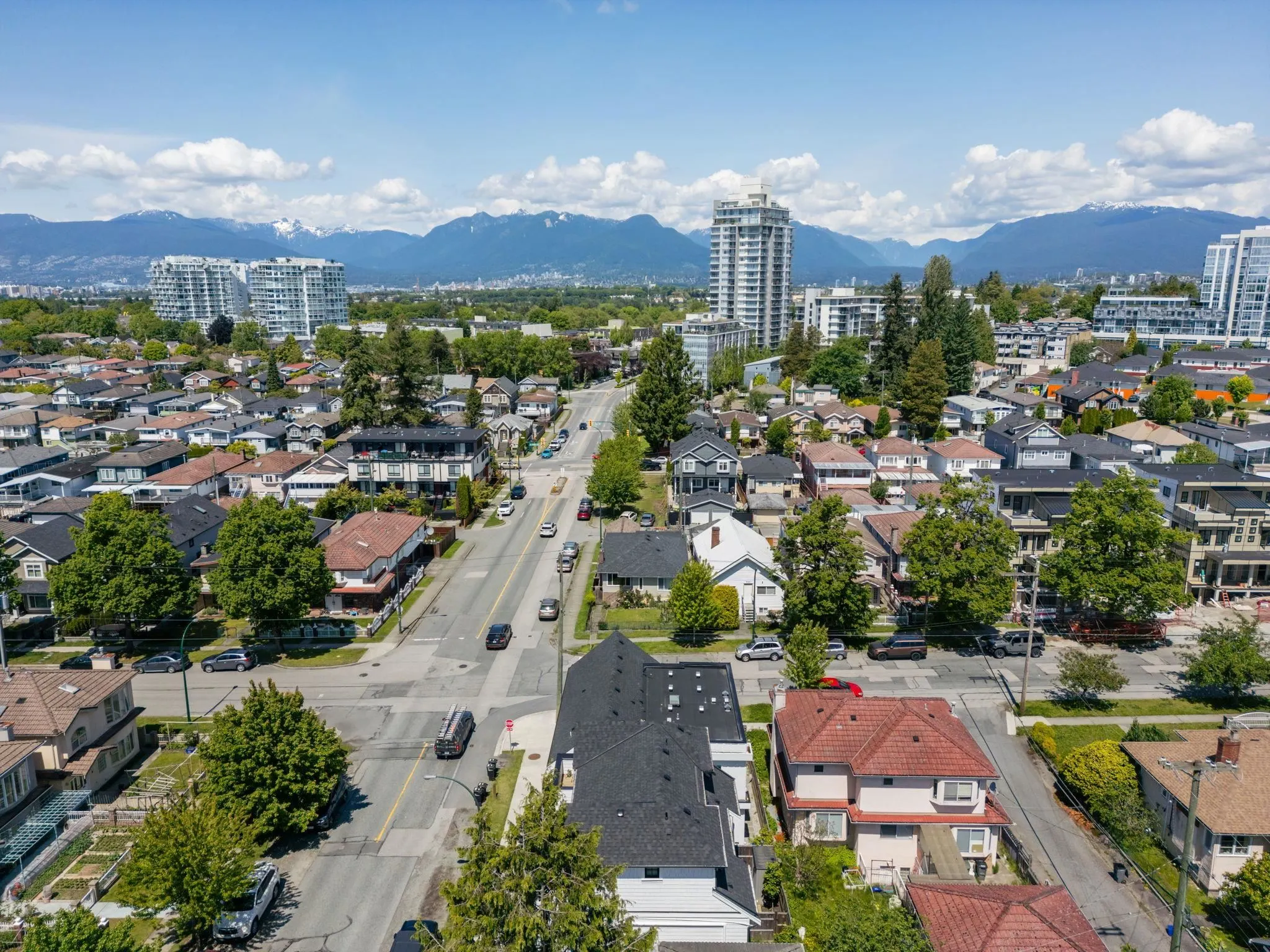 5018 Nanaimo Street