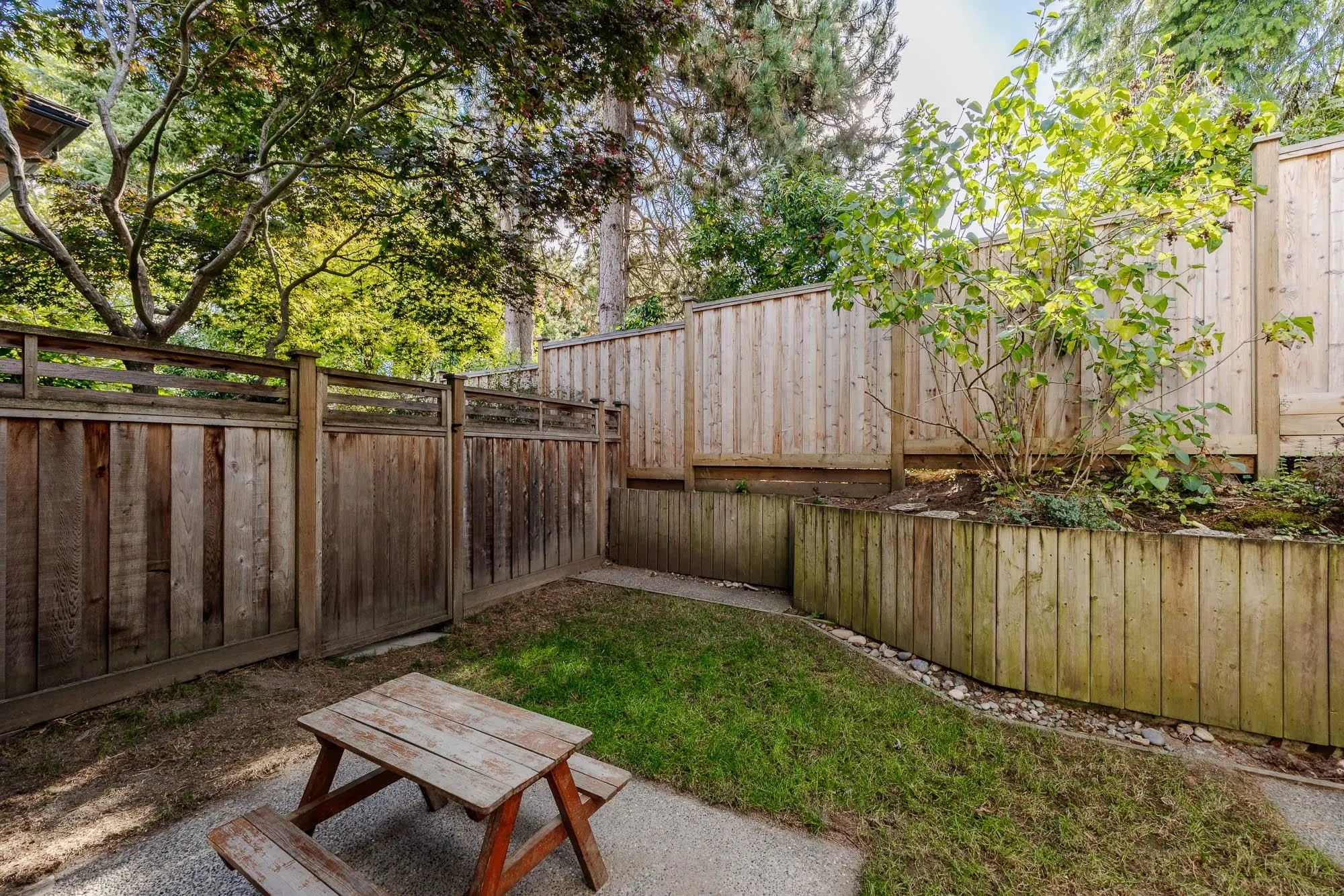 15 1828 Lilac Drive