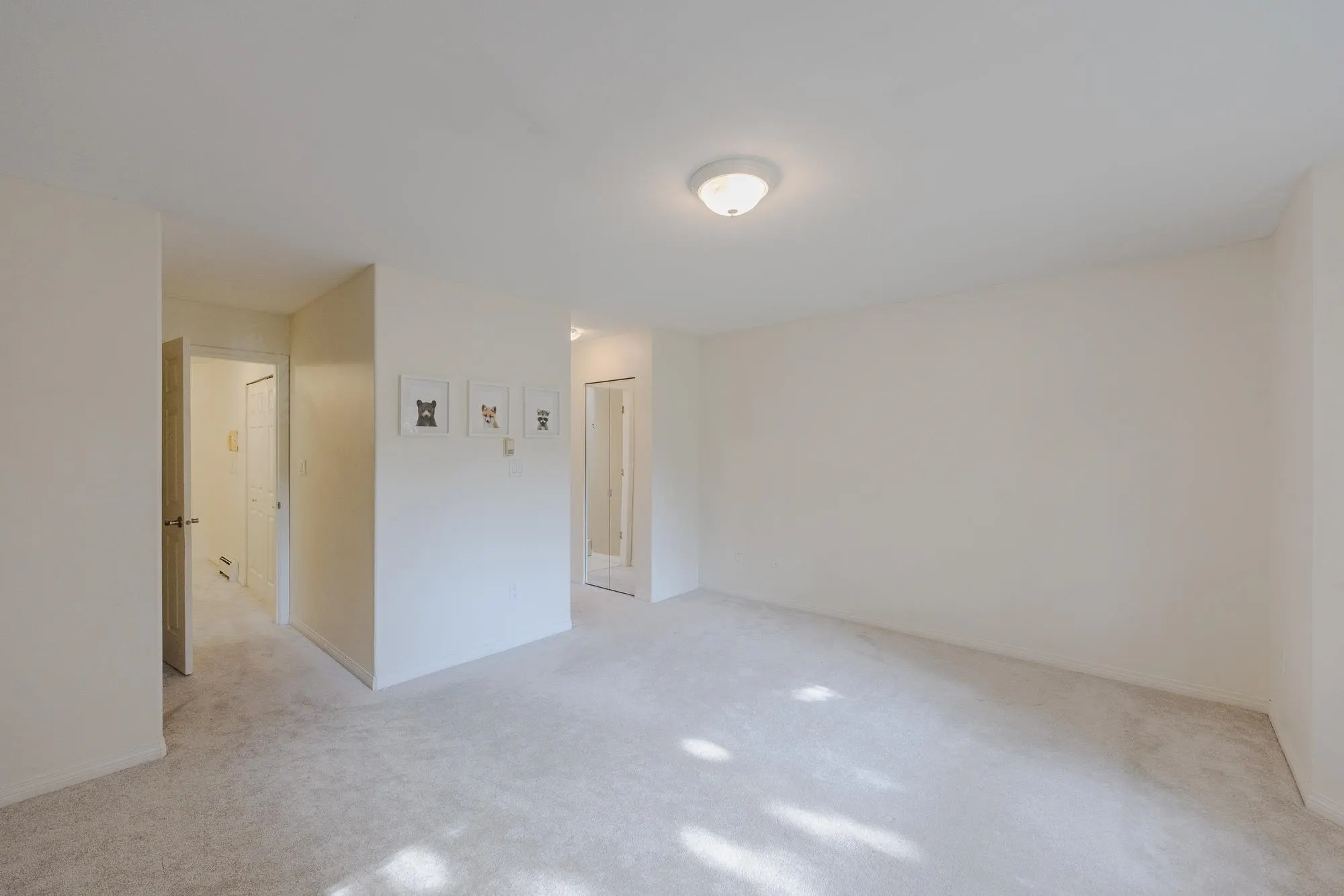 15 1828 Lilac Drive