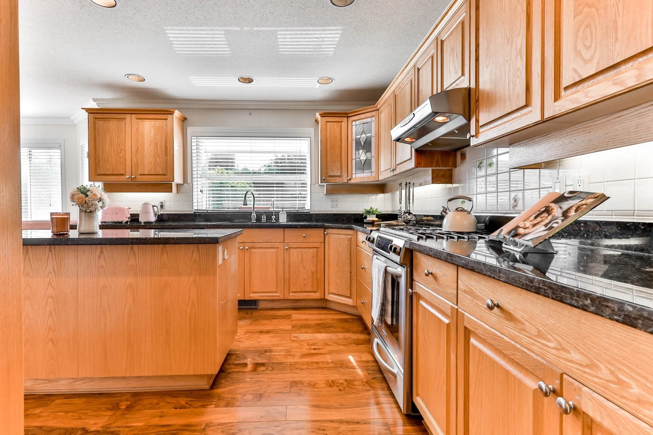 1831 Walnut Crescent