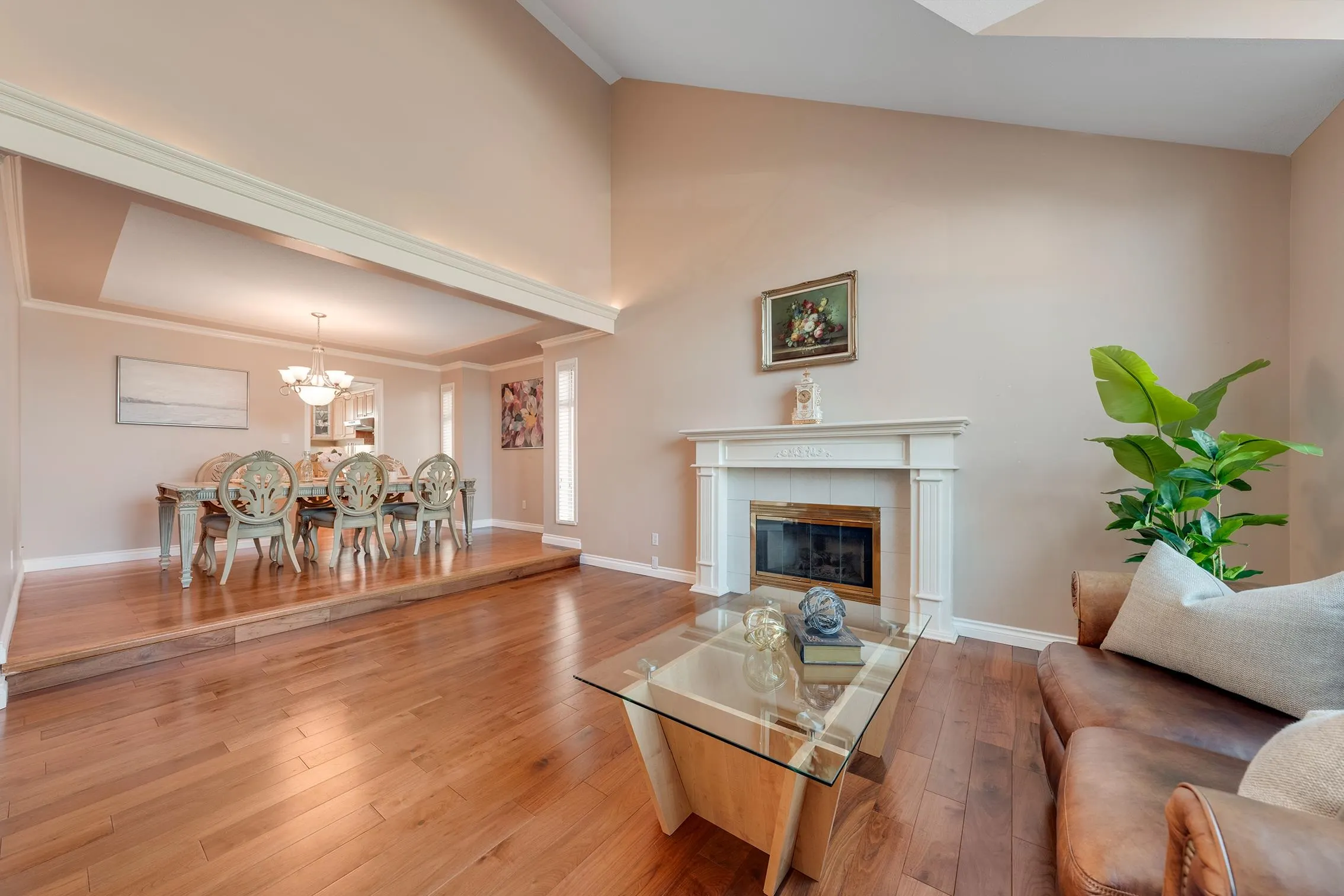 1831 Walnut Crescent