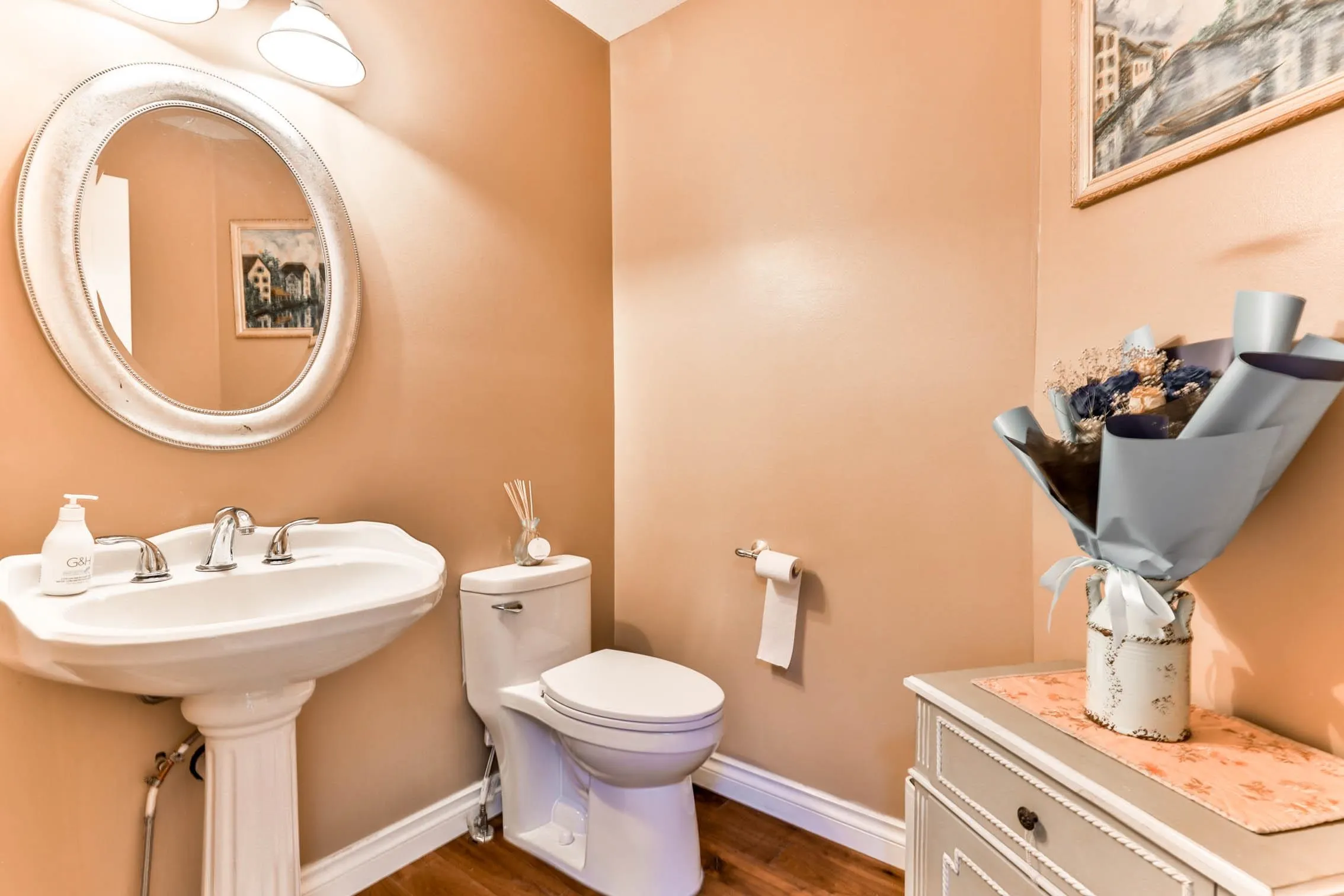 1831 Walnut Crescent