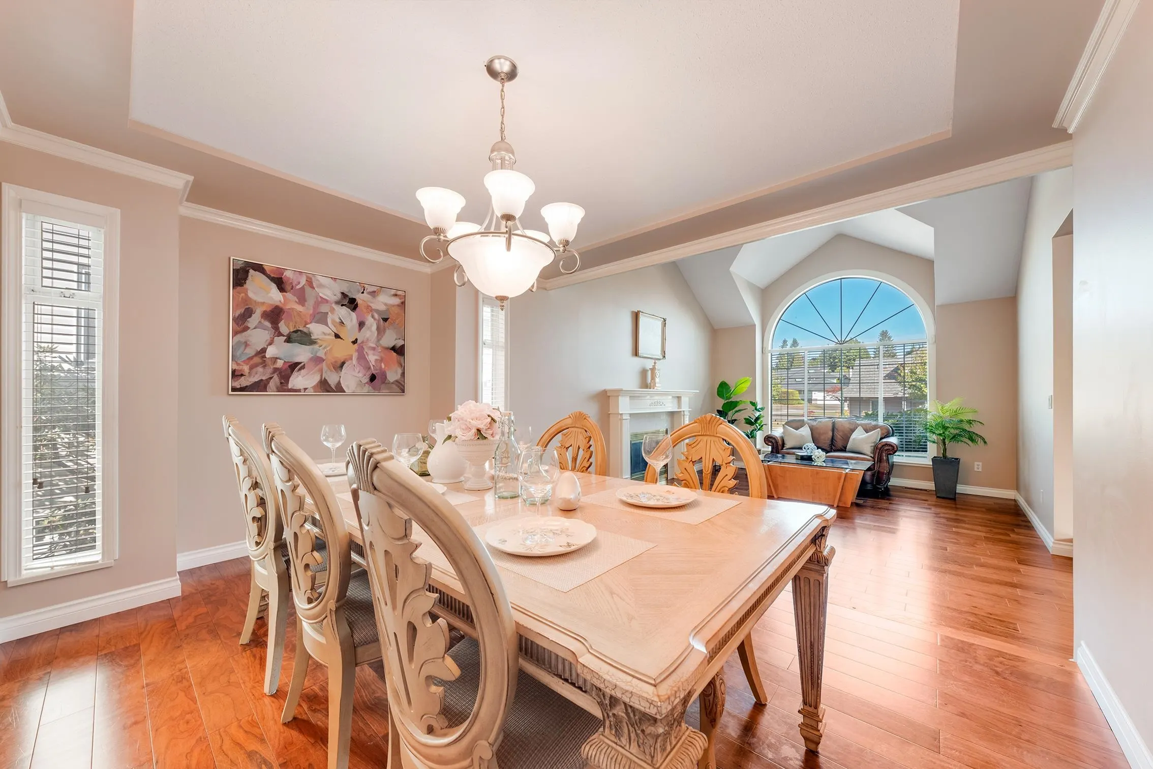 1831 Walnut Crescent