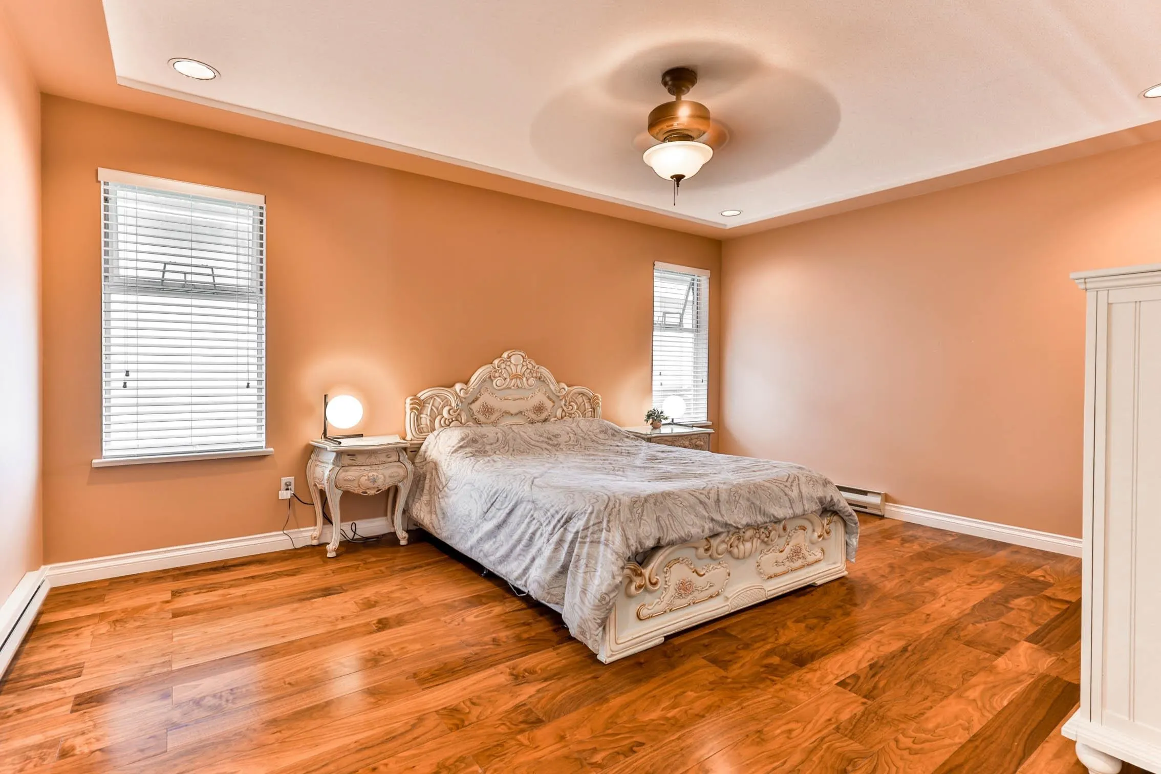 1831 Walnut Crescent
