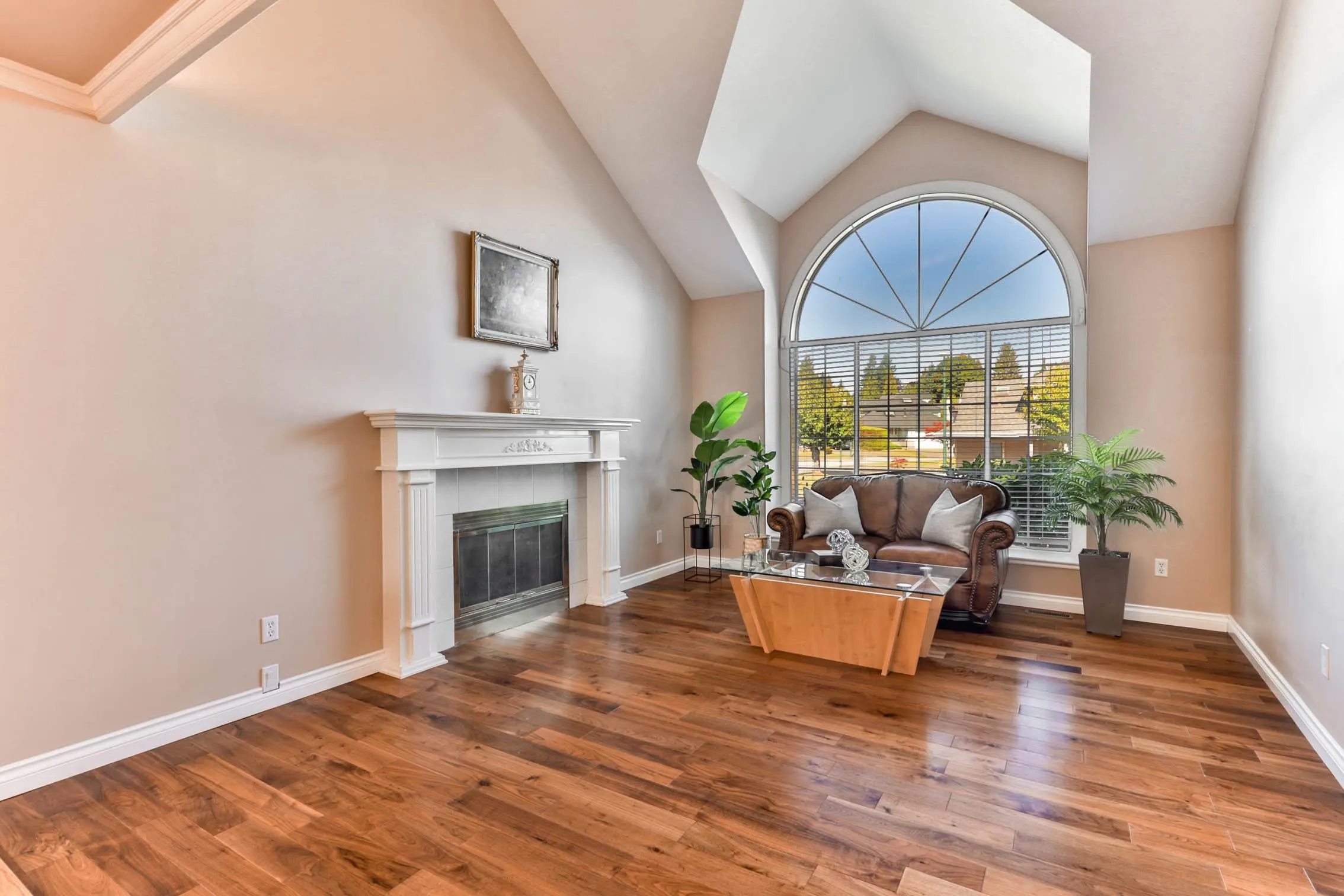 1831 Walnut Crescent