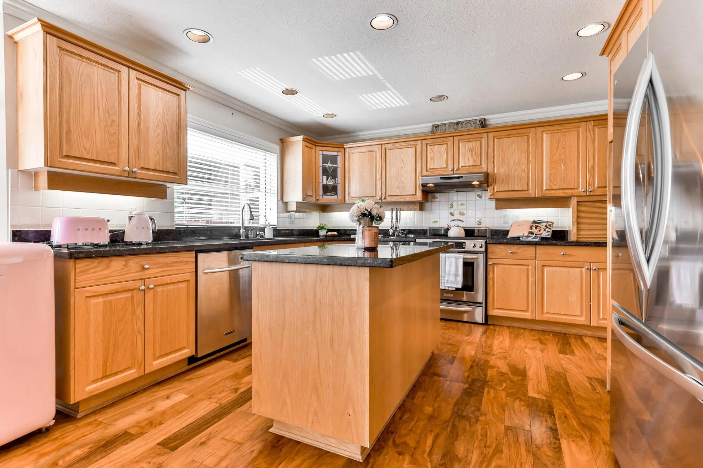 1831 Walnut Crescent