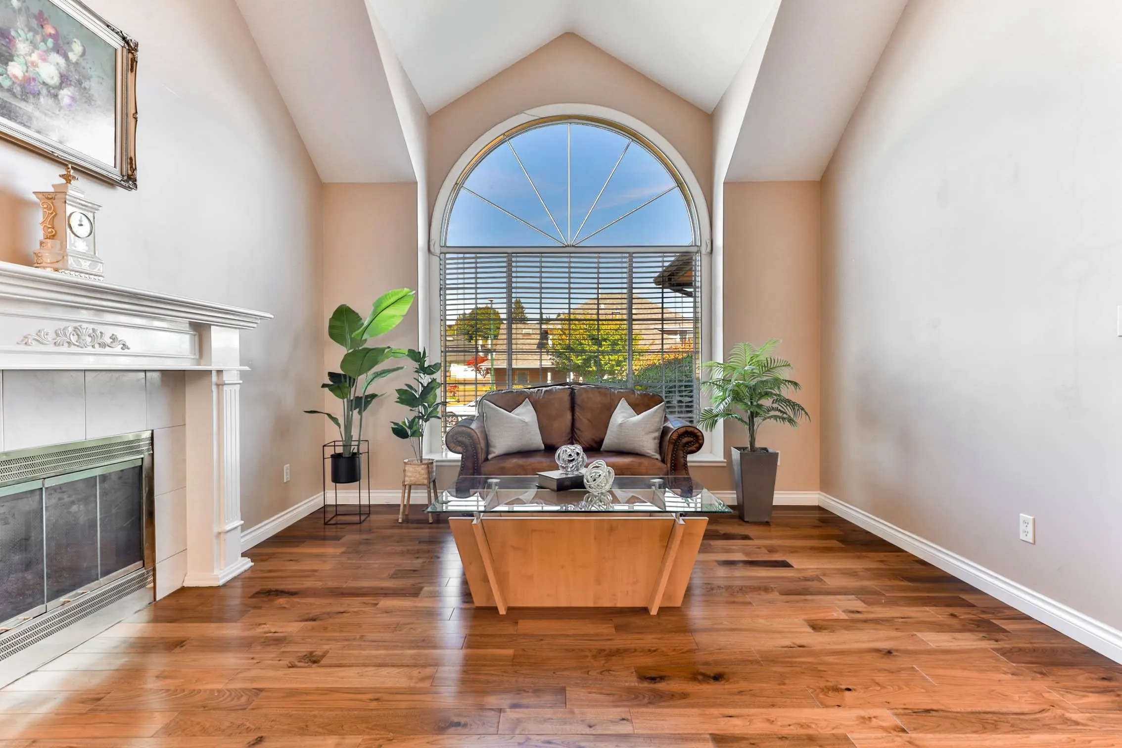 1831 Walnut Crescent