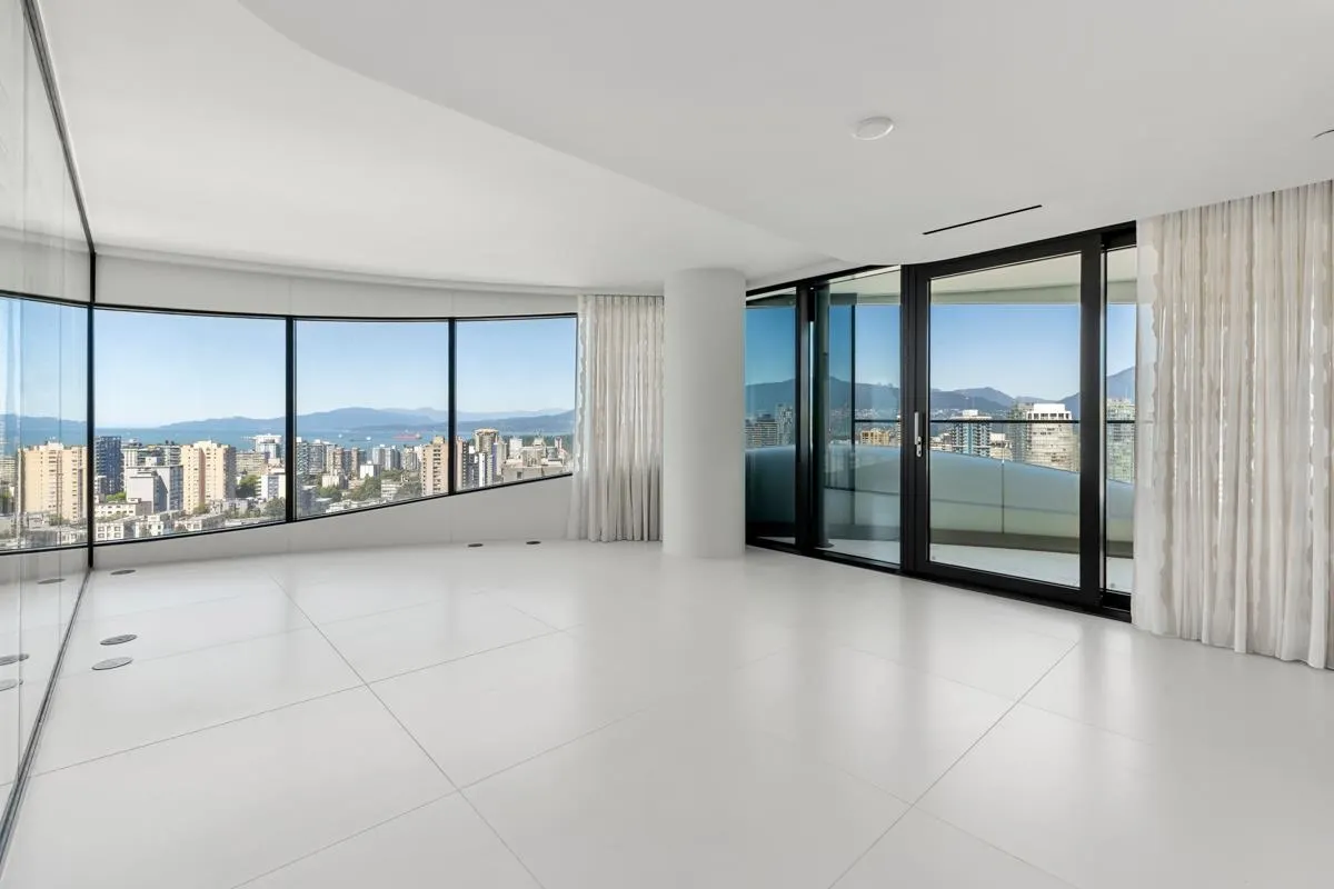 2406 1033 Nelson Street