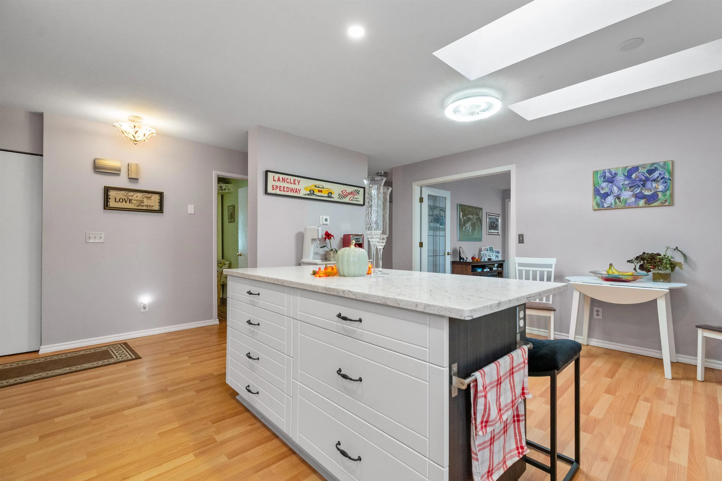 12 9055 Ashwell Road