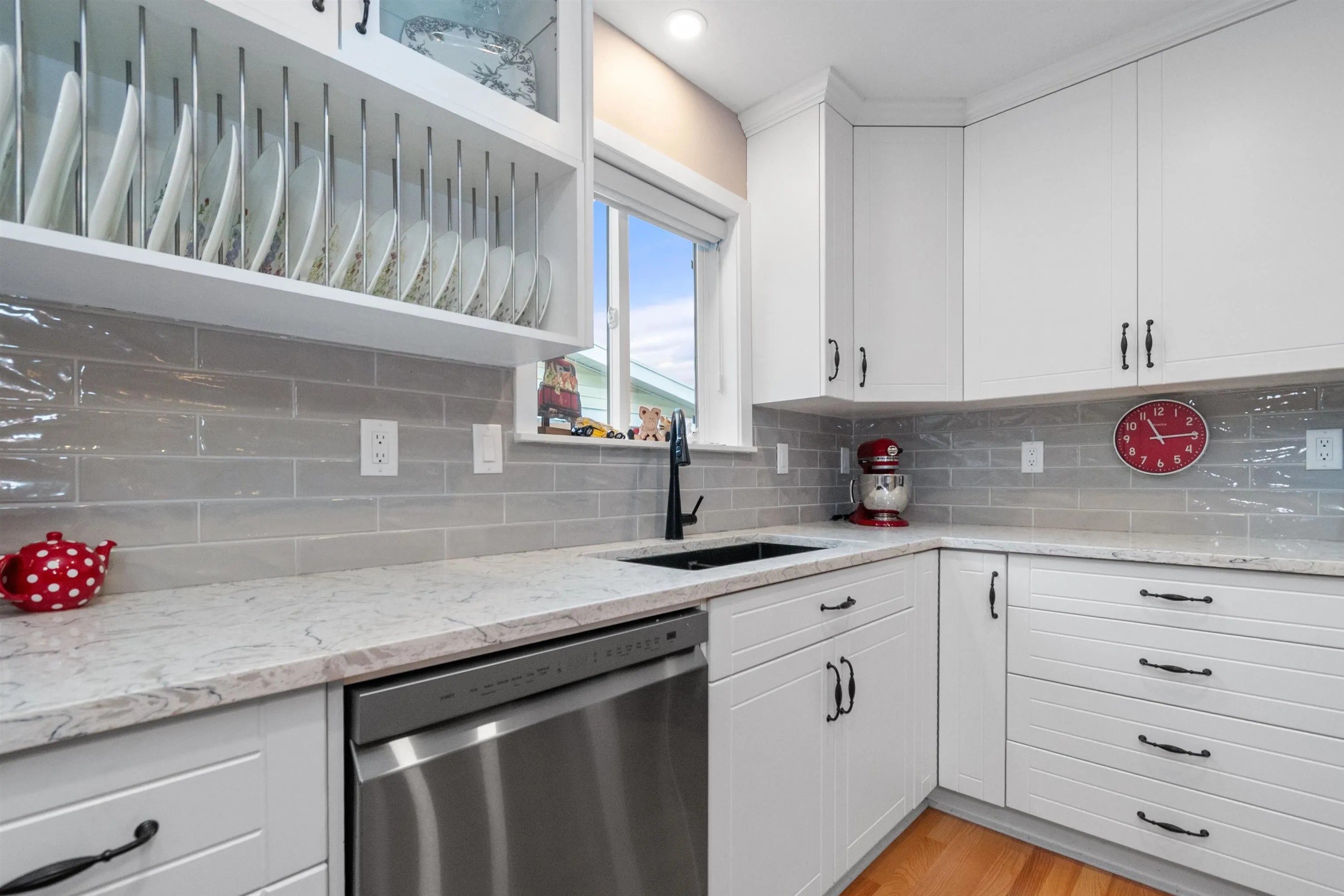 12 9055 Ashwell Road