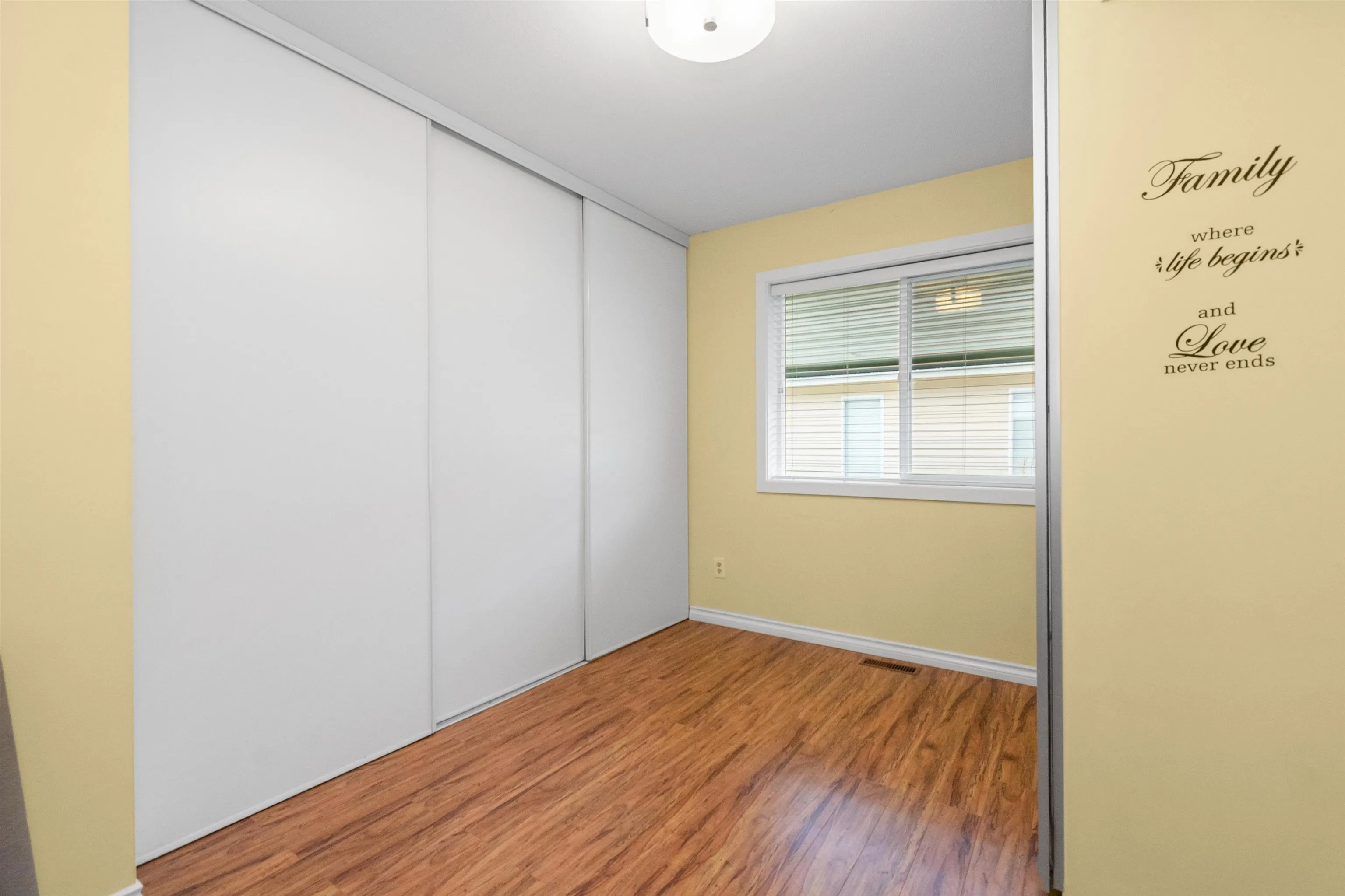 12 9055 Ashwell Road