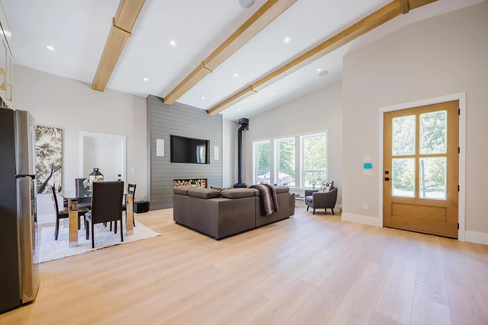 HG 184 71384 Grove Place