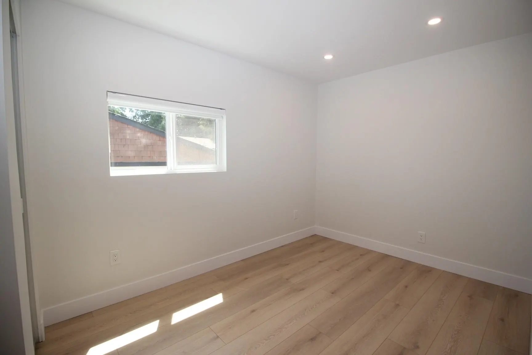 2076 Clare Place