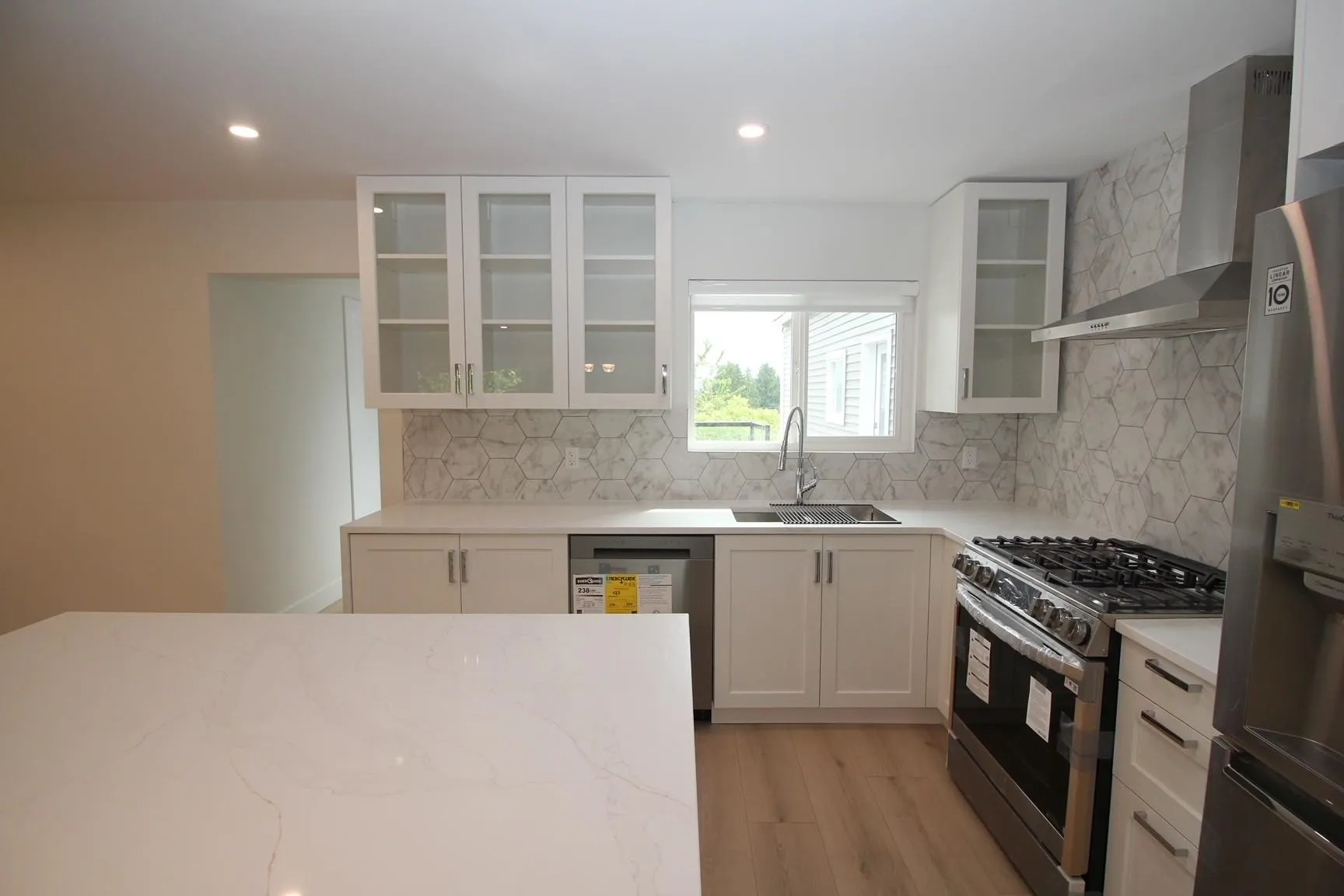 2076 Clare Place
