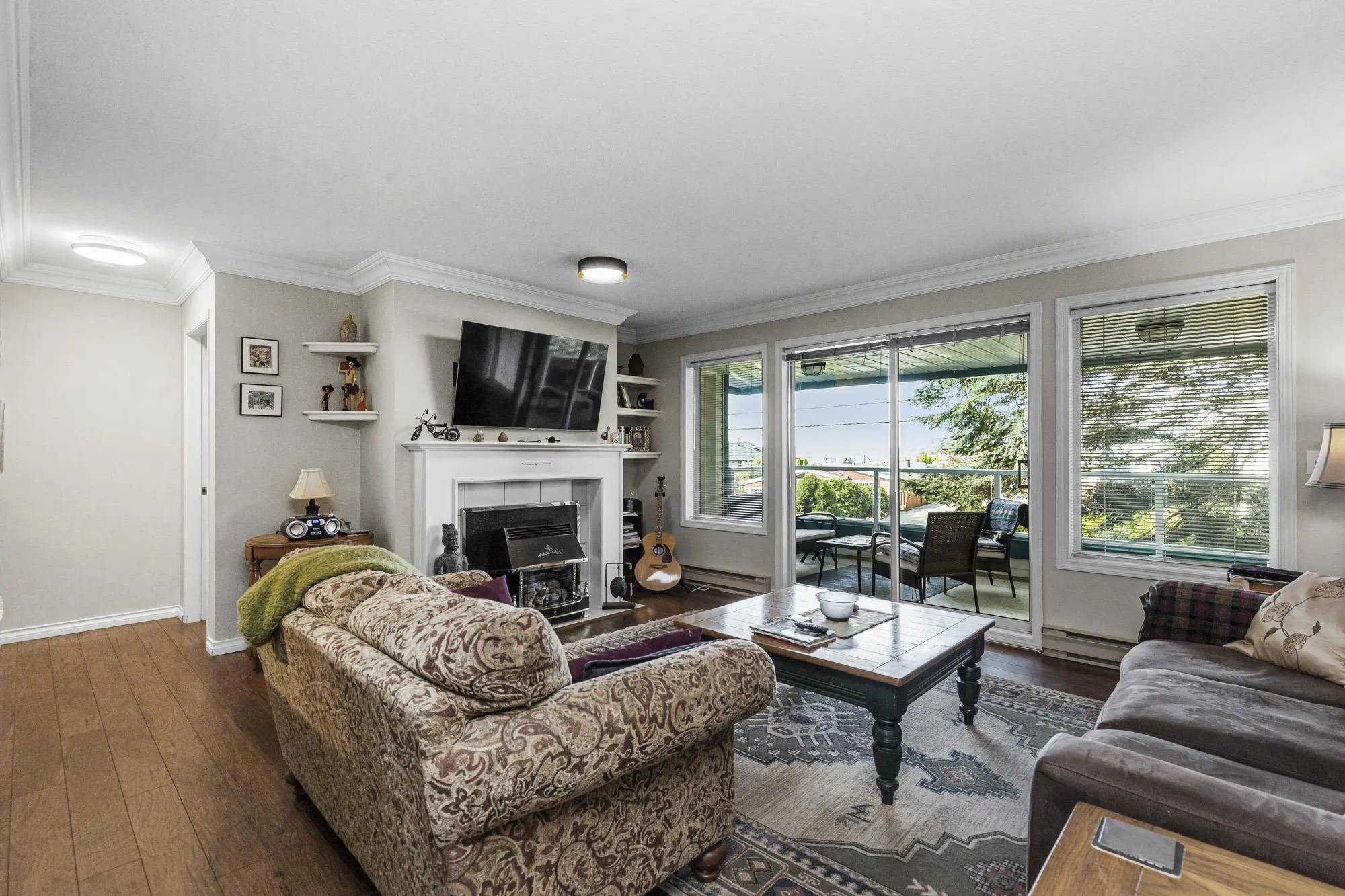 402 7500 Columbia Street