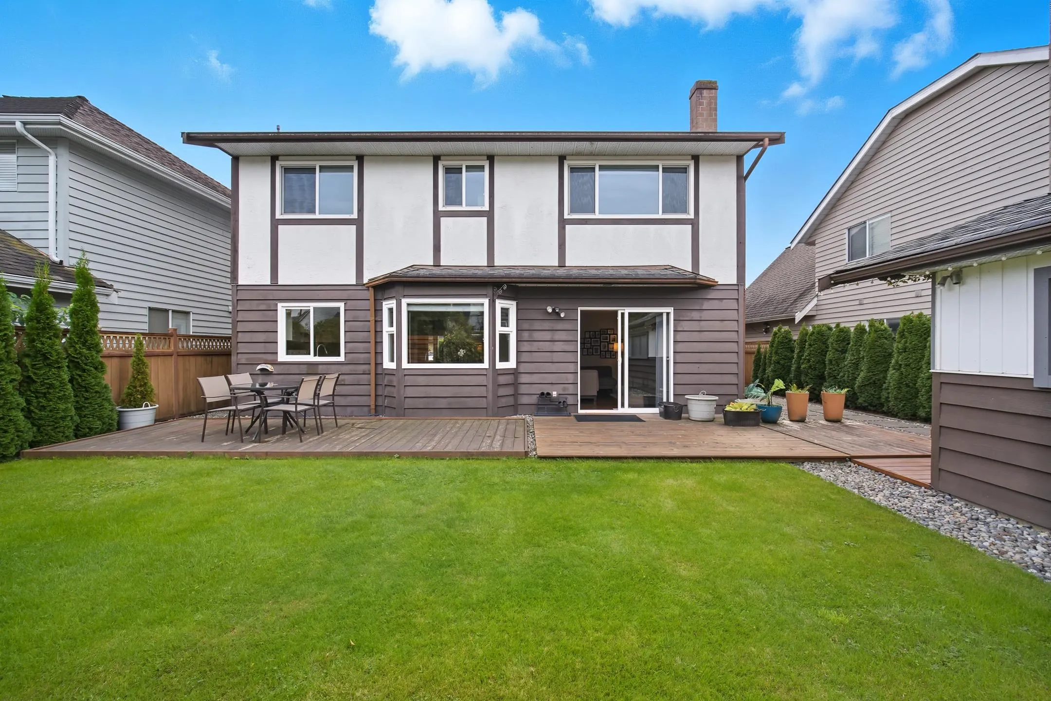 5571 Pearl Court