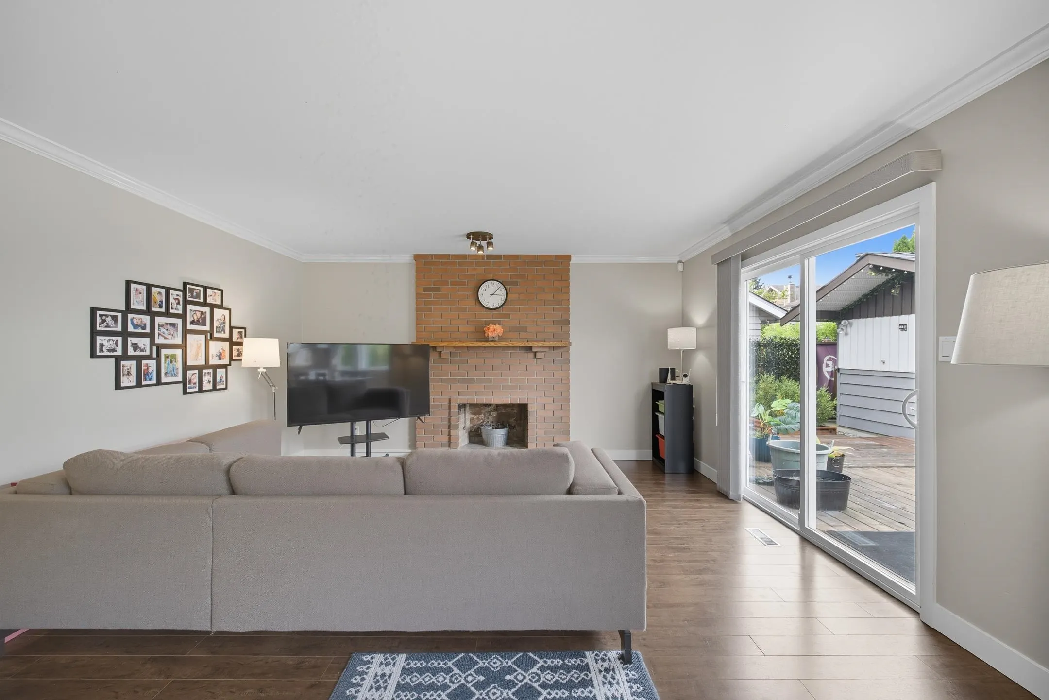 5571 Pearl Court