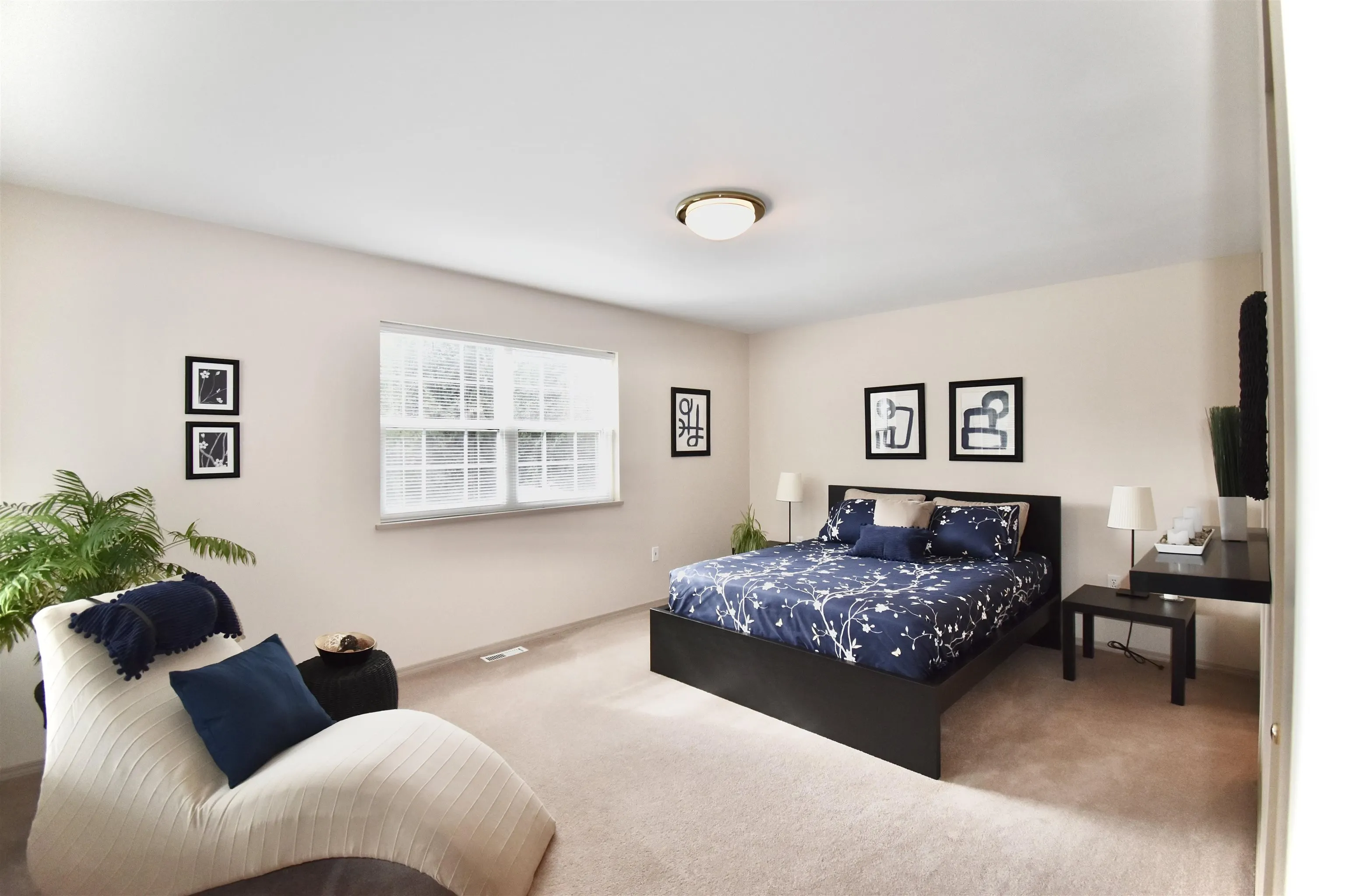 1499 Hanbury Road