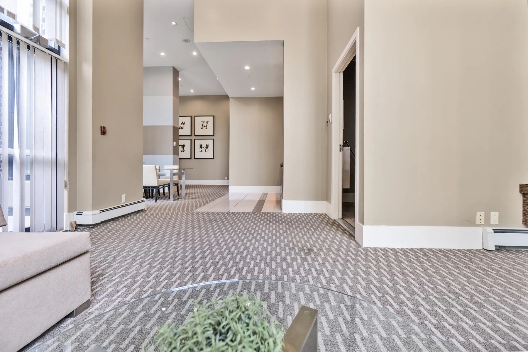 1301 151 W 2nd Street