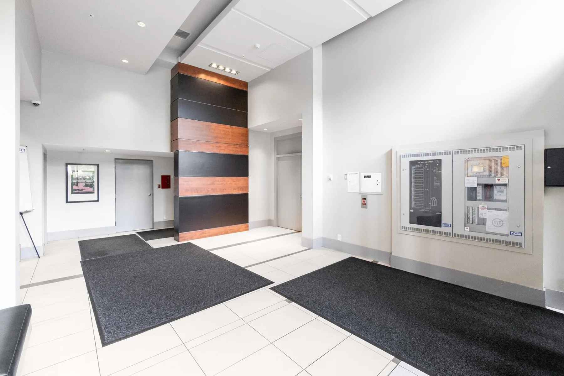 1301 151 W 2nd Street