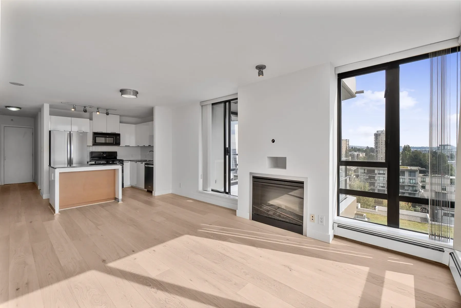 1301 151 W 2nd Street