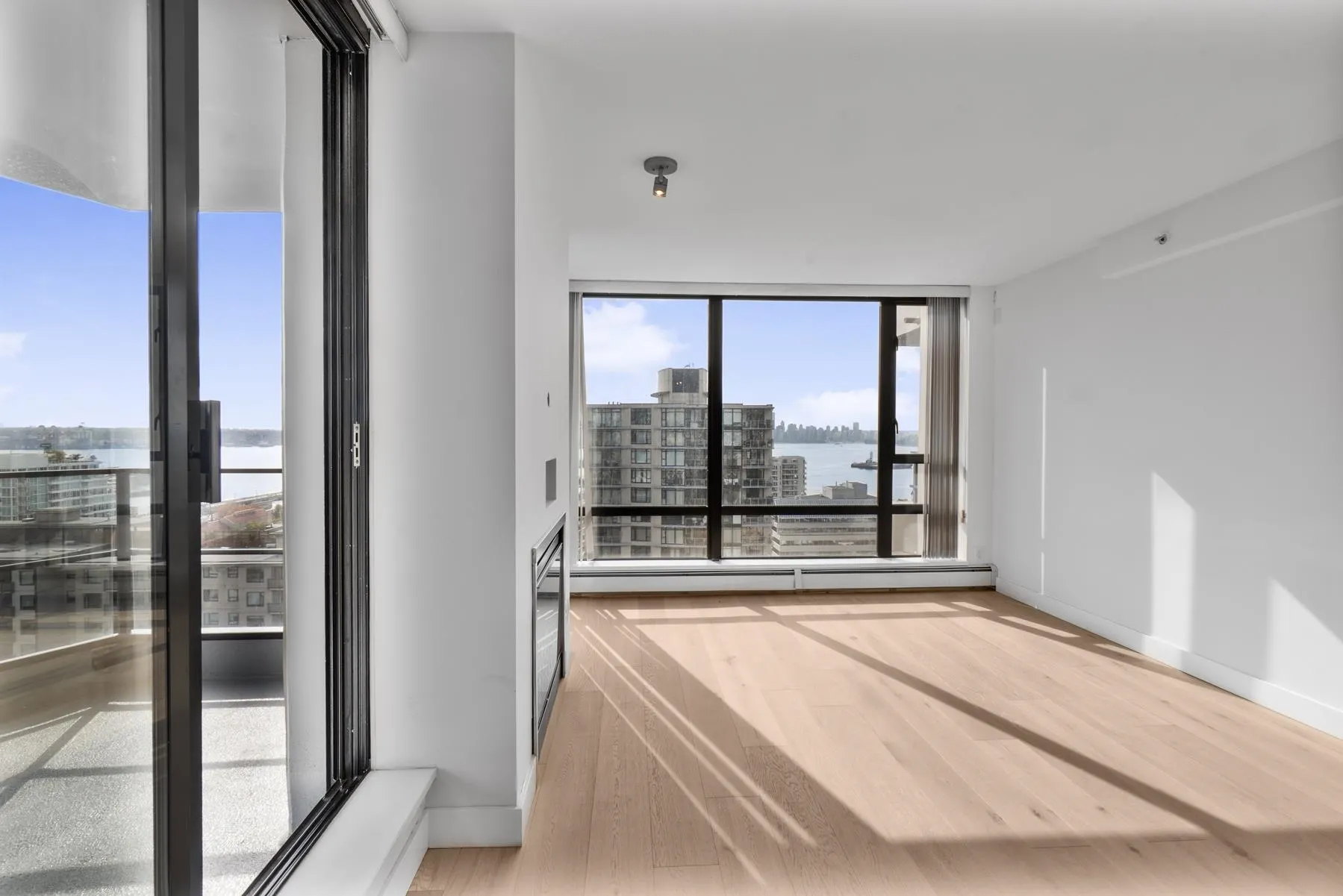 1301 151 W 2nd Street