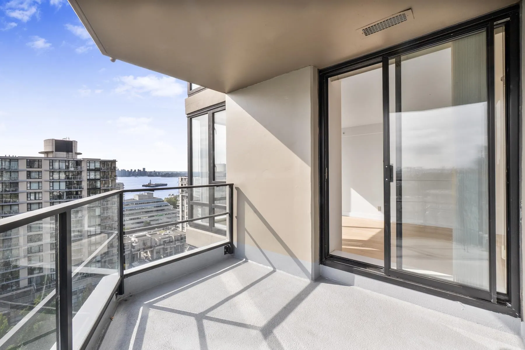 1301 151 W 2nd Street