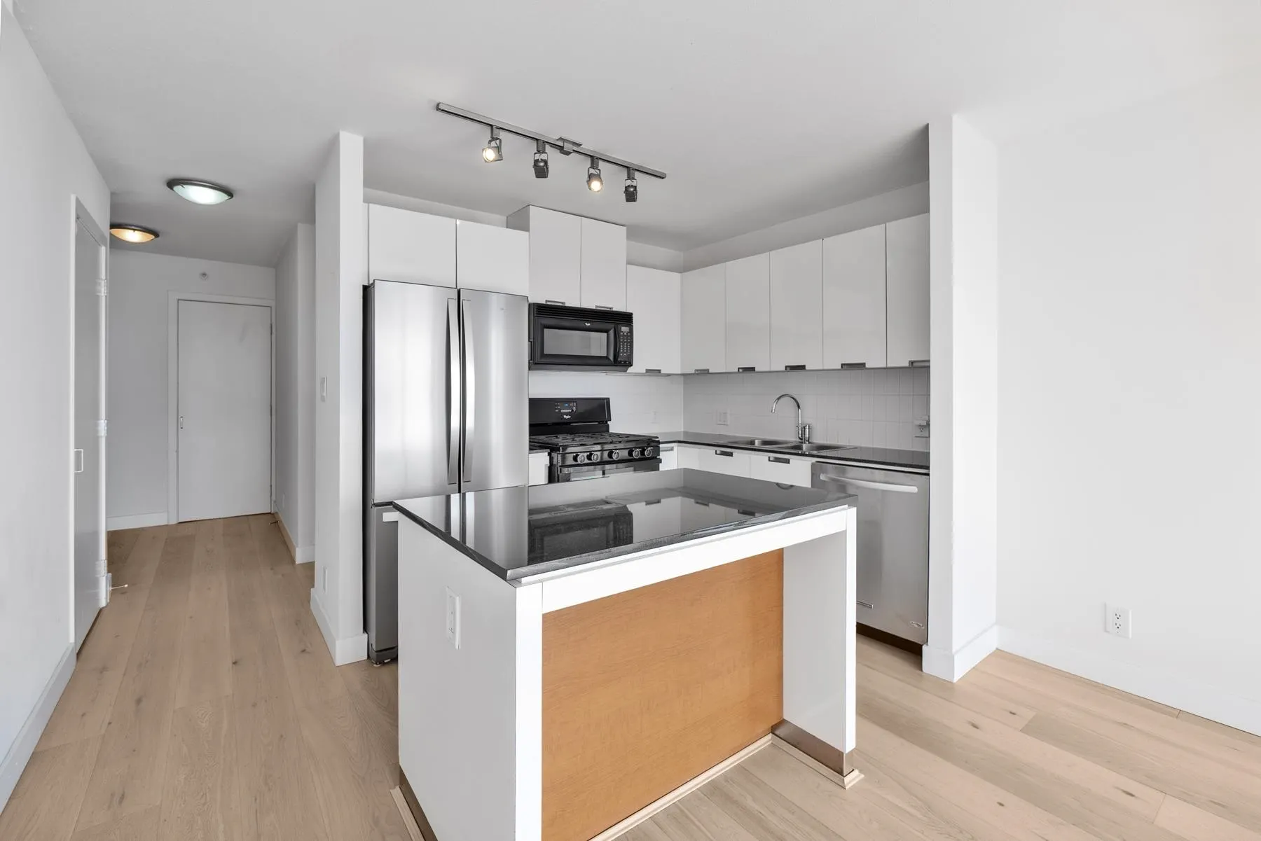 1301 151 W 2nd Street