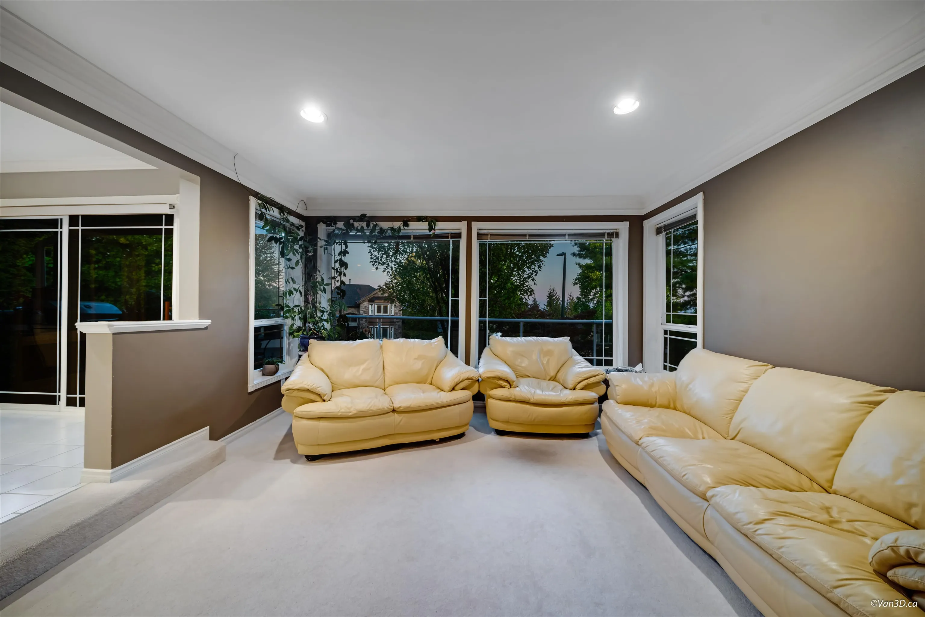 2599 Diamond Crescent