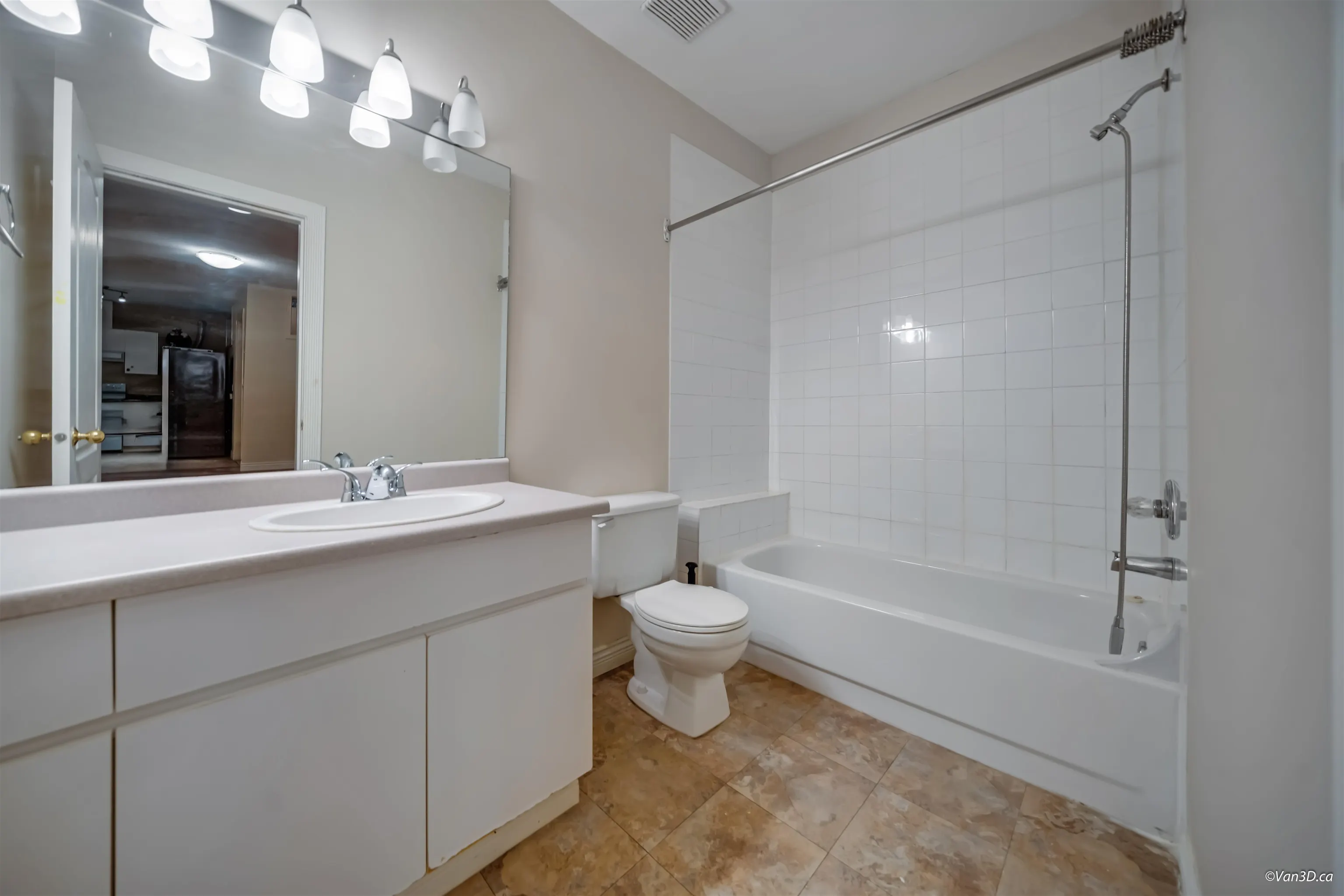 2599 Diamond Crescent