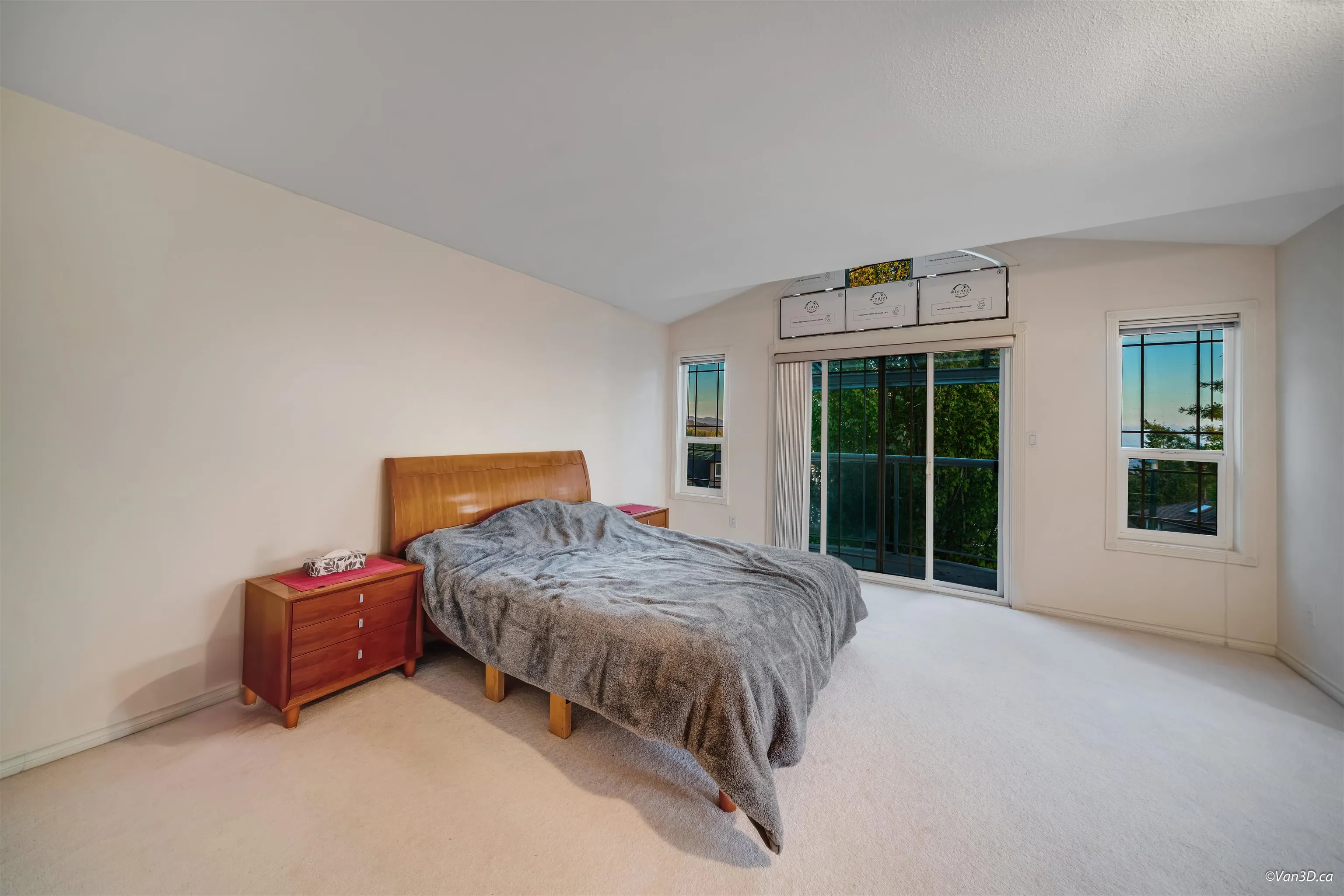 2599 Diamond Crescent