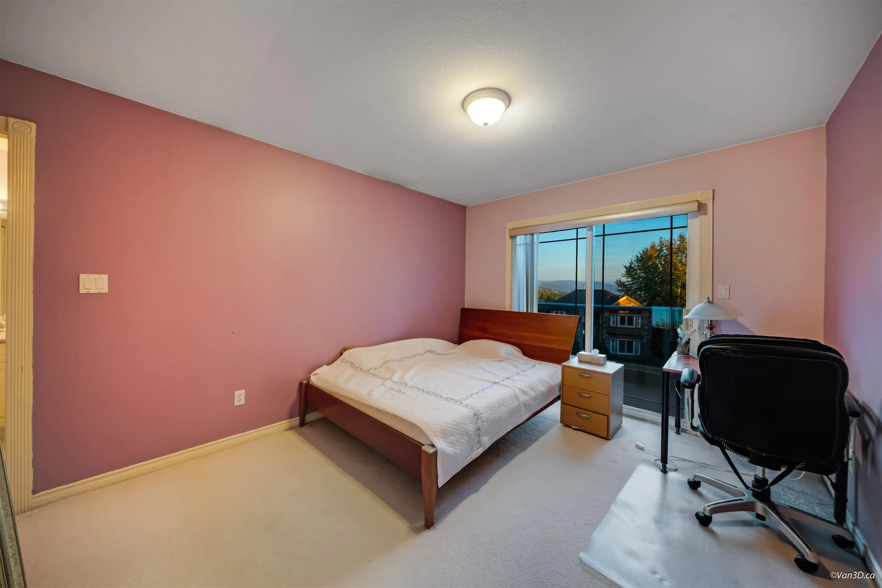 2599 Diamond Crescent