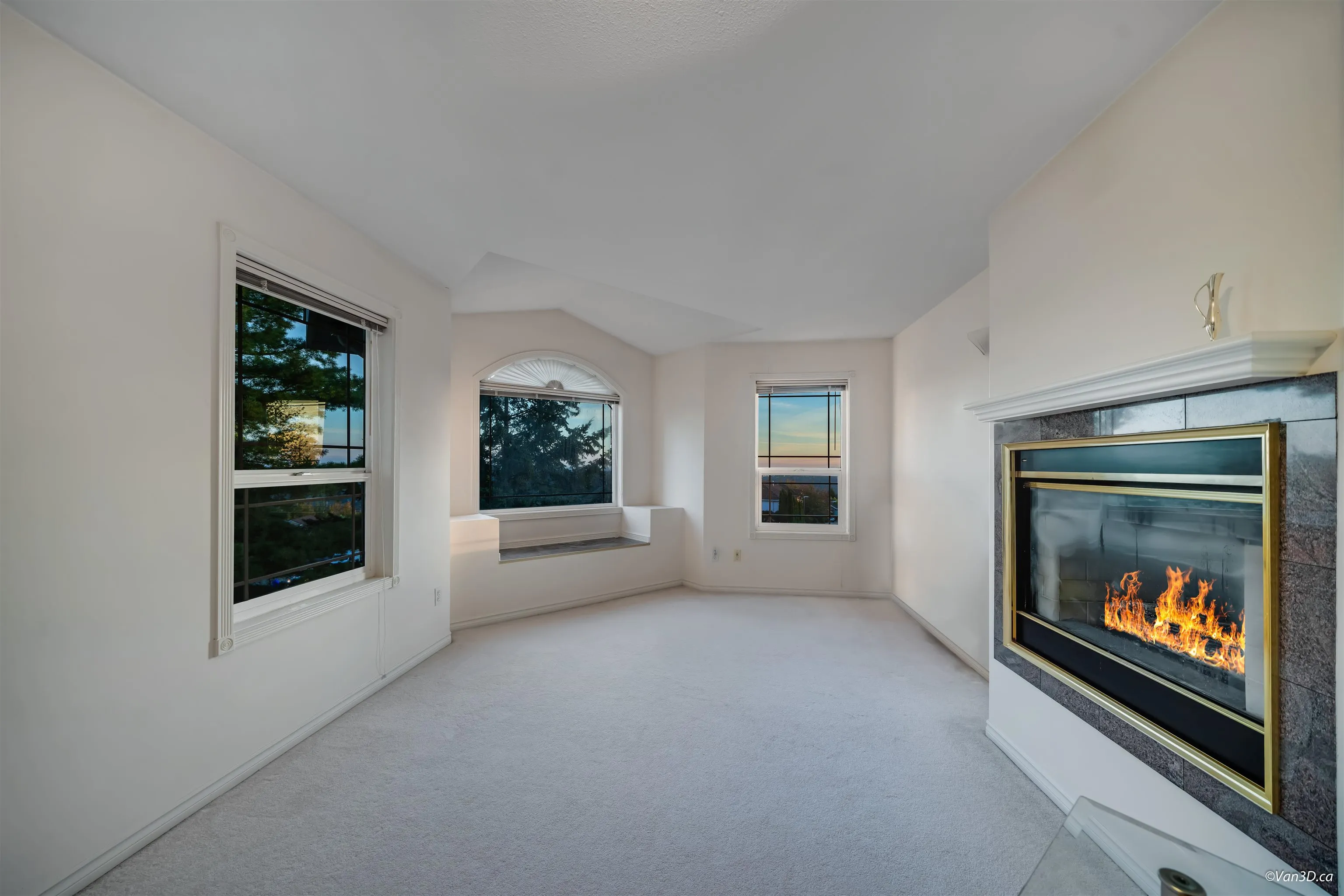 2599 Diamond Crescent