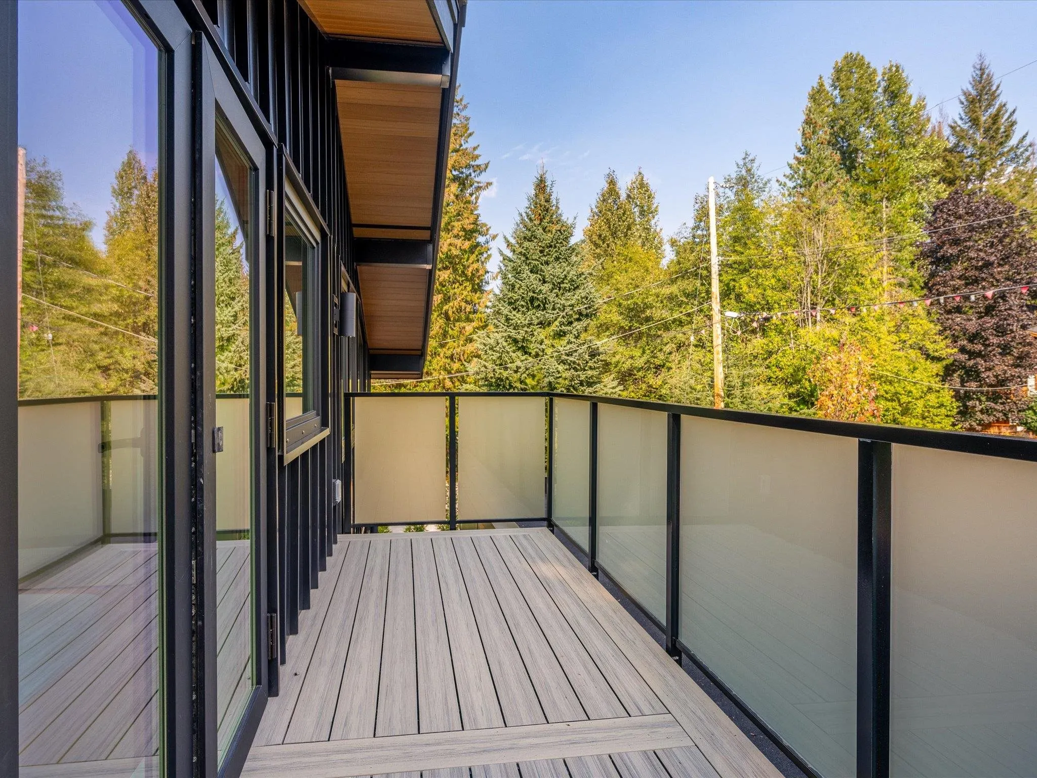 3005 Brio Entrance