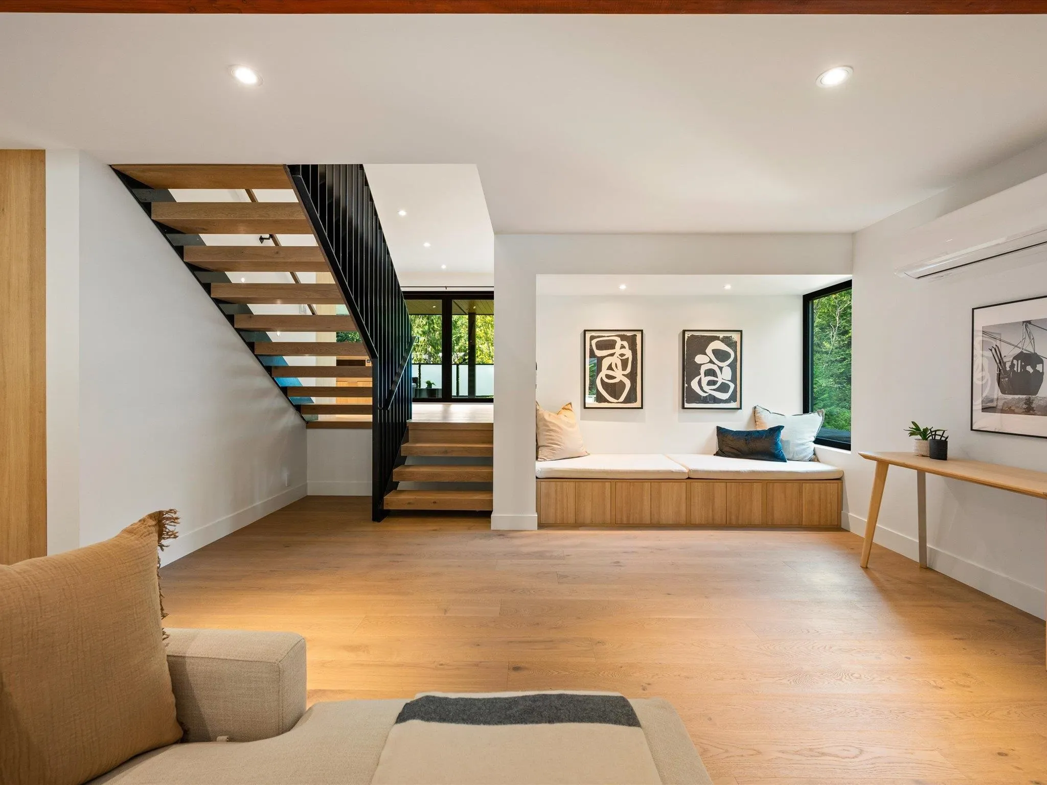 3005 Brio Entrance
