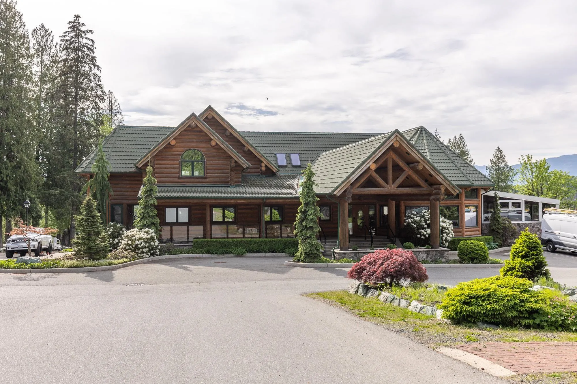 81 53480 Bridal Falls Road