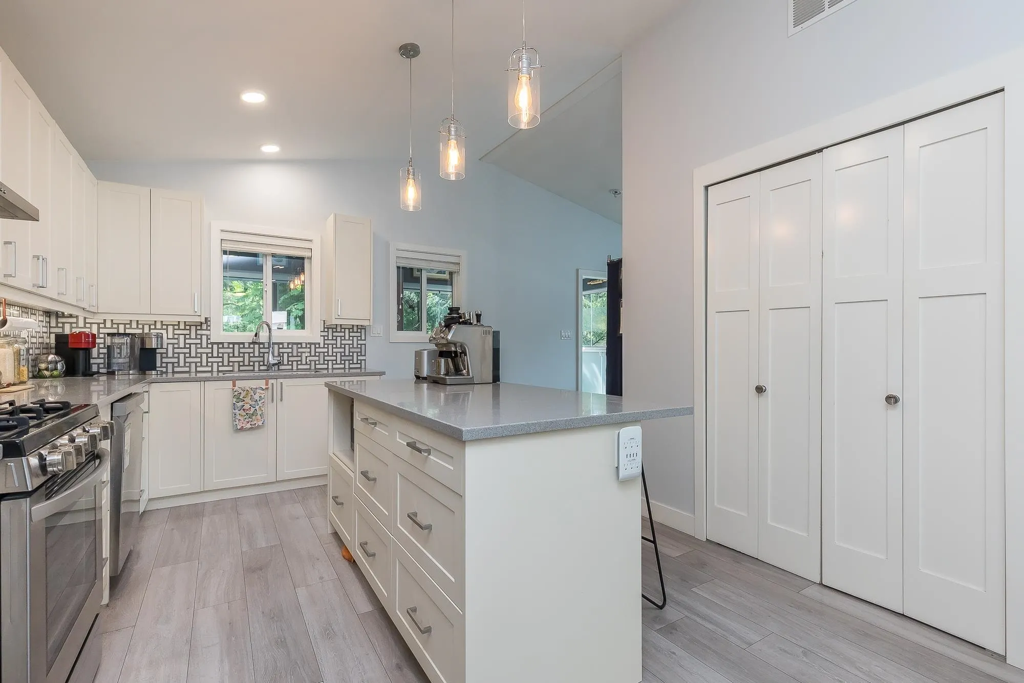 81 53480 Bridal Falls Road
