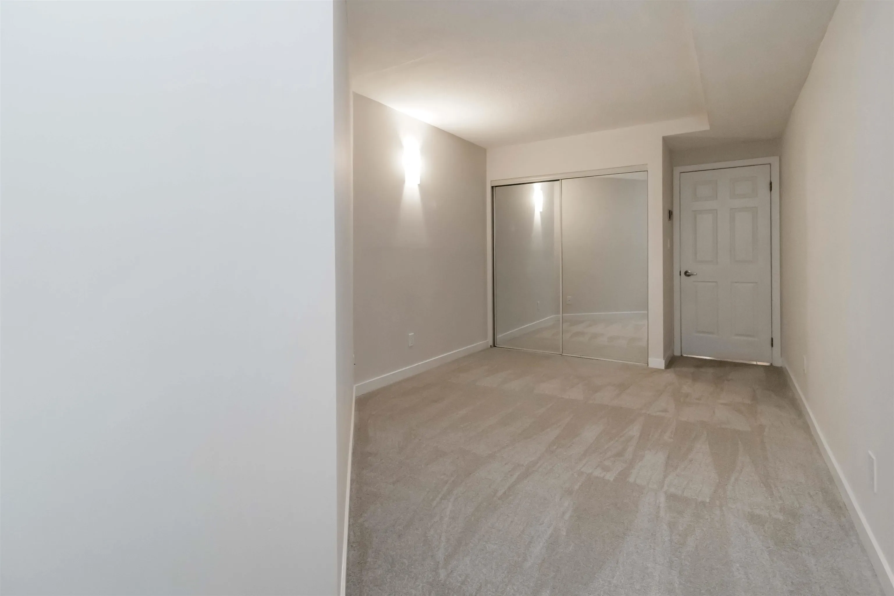102 1230 Quayside Drive