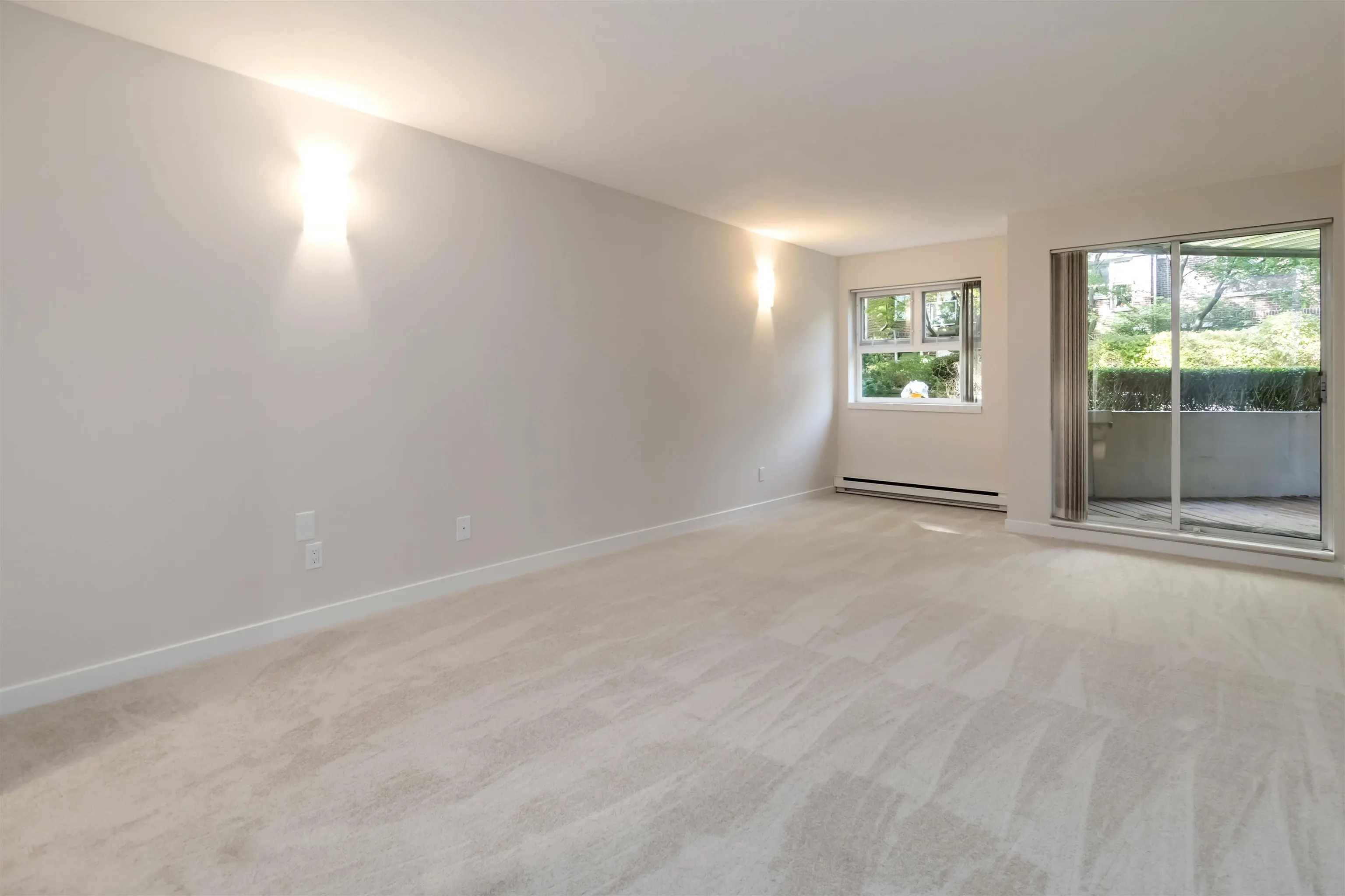 102 1230 Quayside Drive