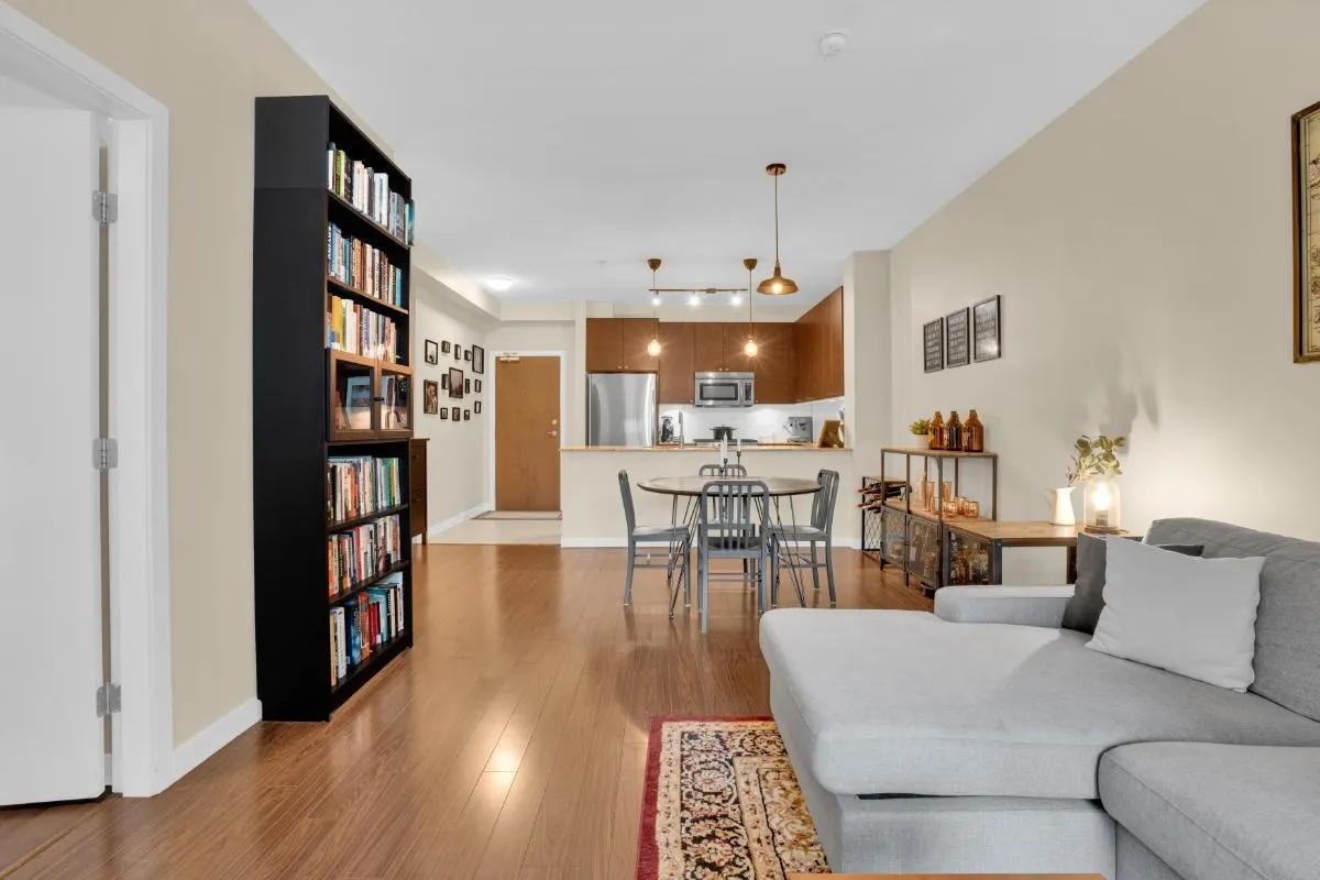 216 101 Morrissey Road