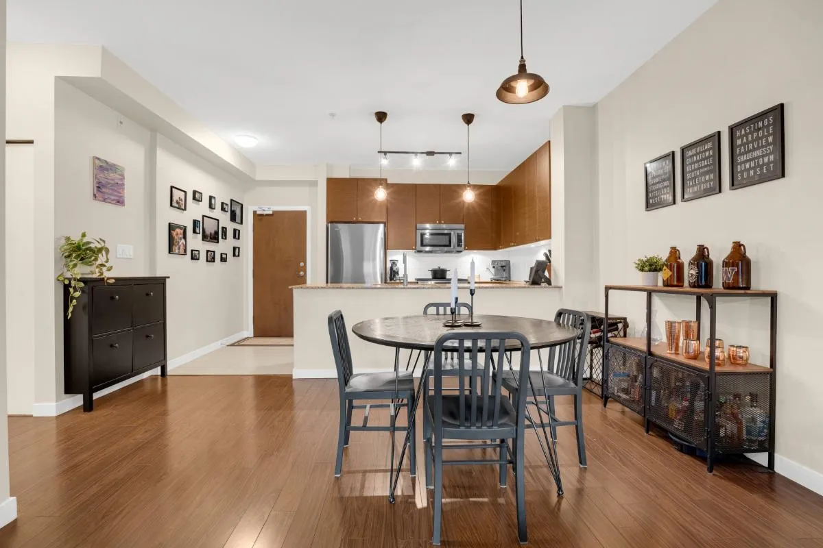 216 101 Morrissey Road