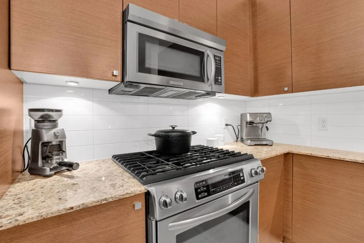 216 101 Morrissey Road