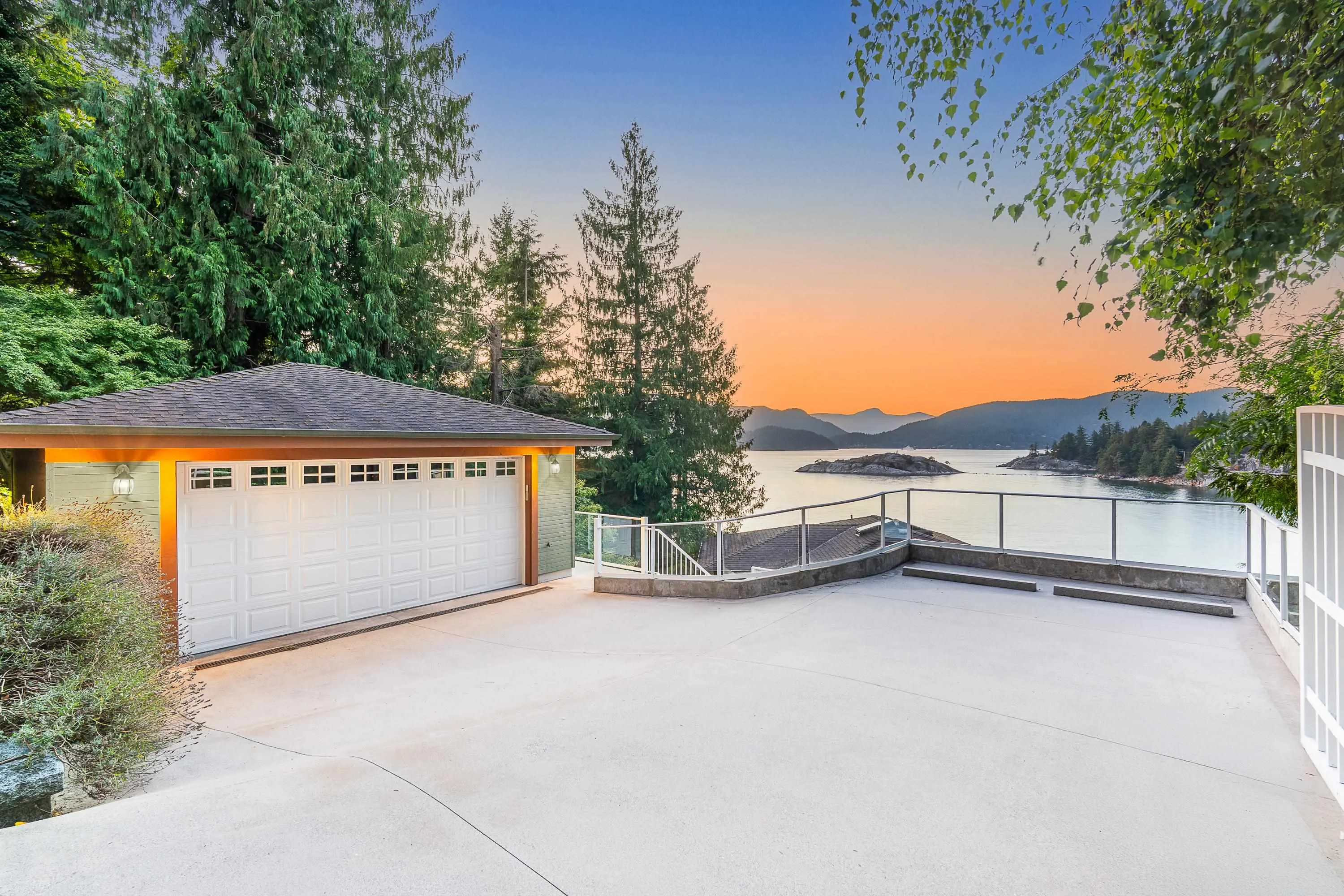6275 Taylor Drive