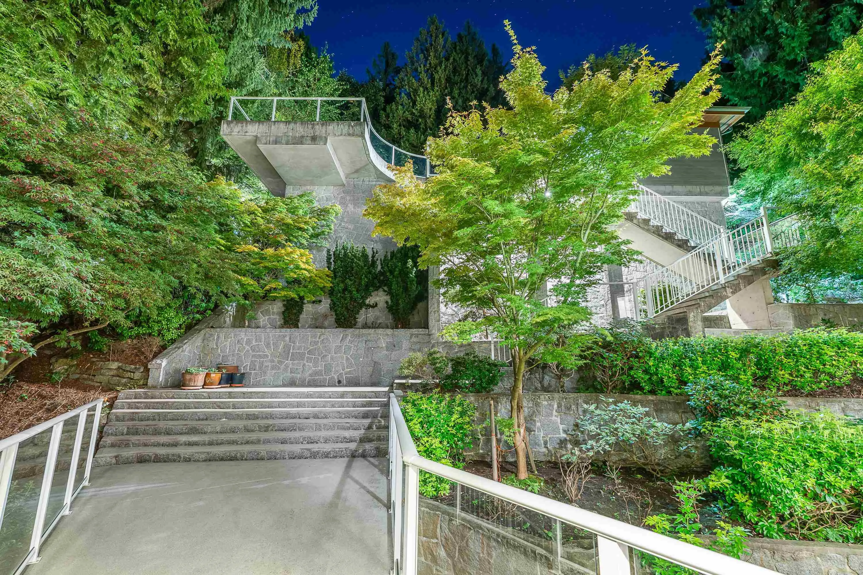 6275 Taylor Drive