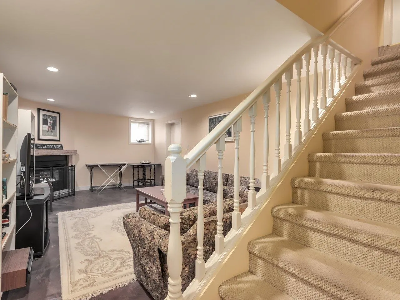 3238 W King Edward Avenue